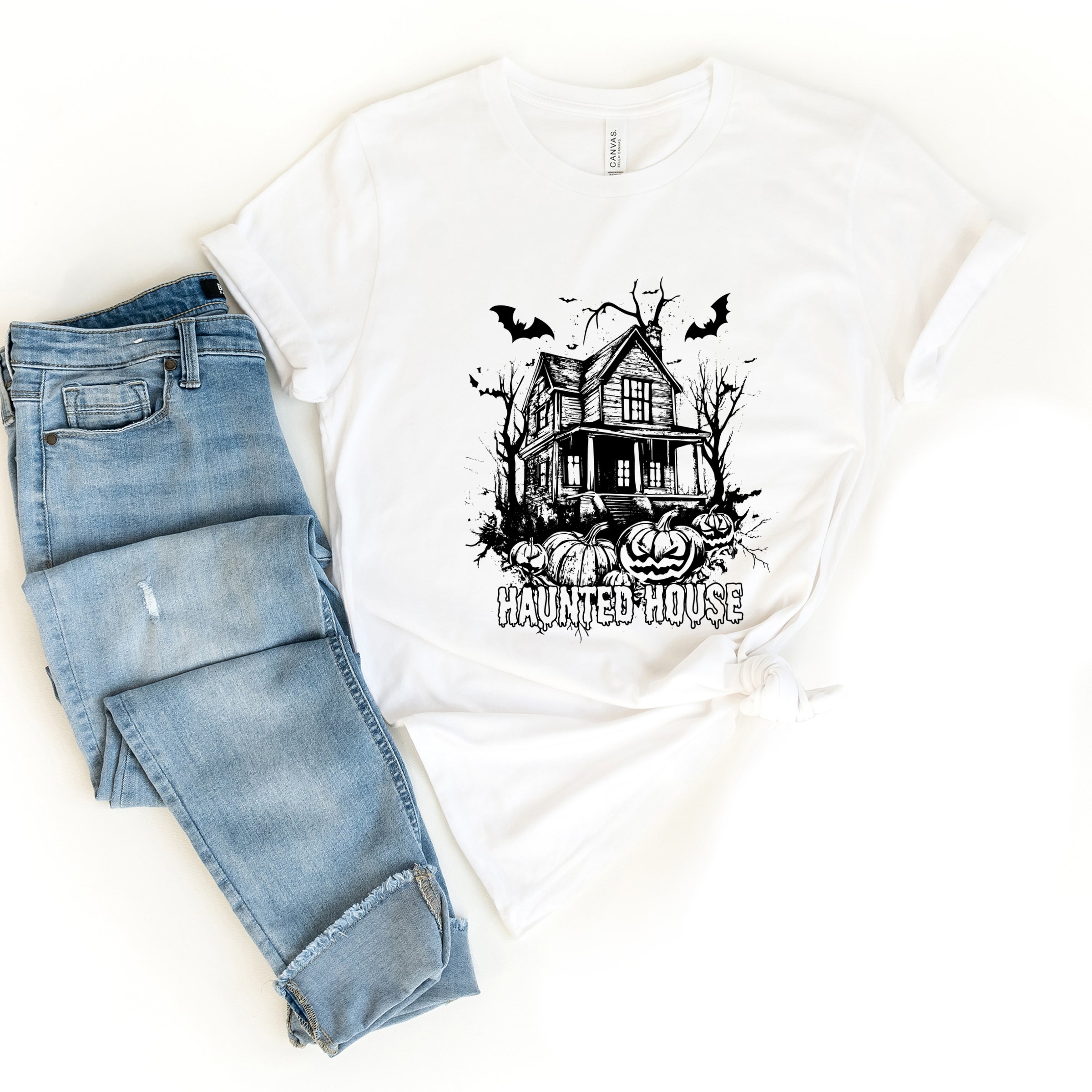 Haunted House Pumpkins And Bats - Short Sleeve Tee