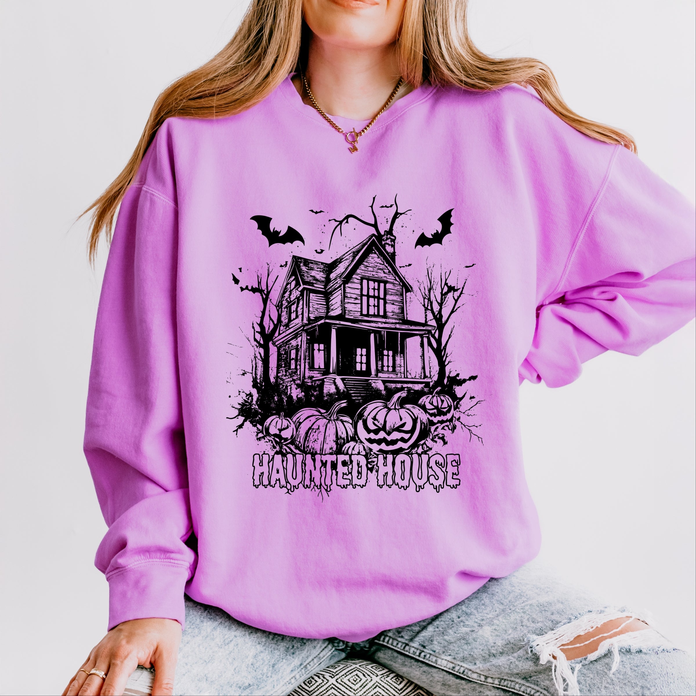 Haunted House Pumpkins And Bats - Lightweight Garment Dyed Sweatshirt