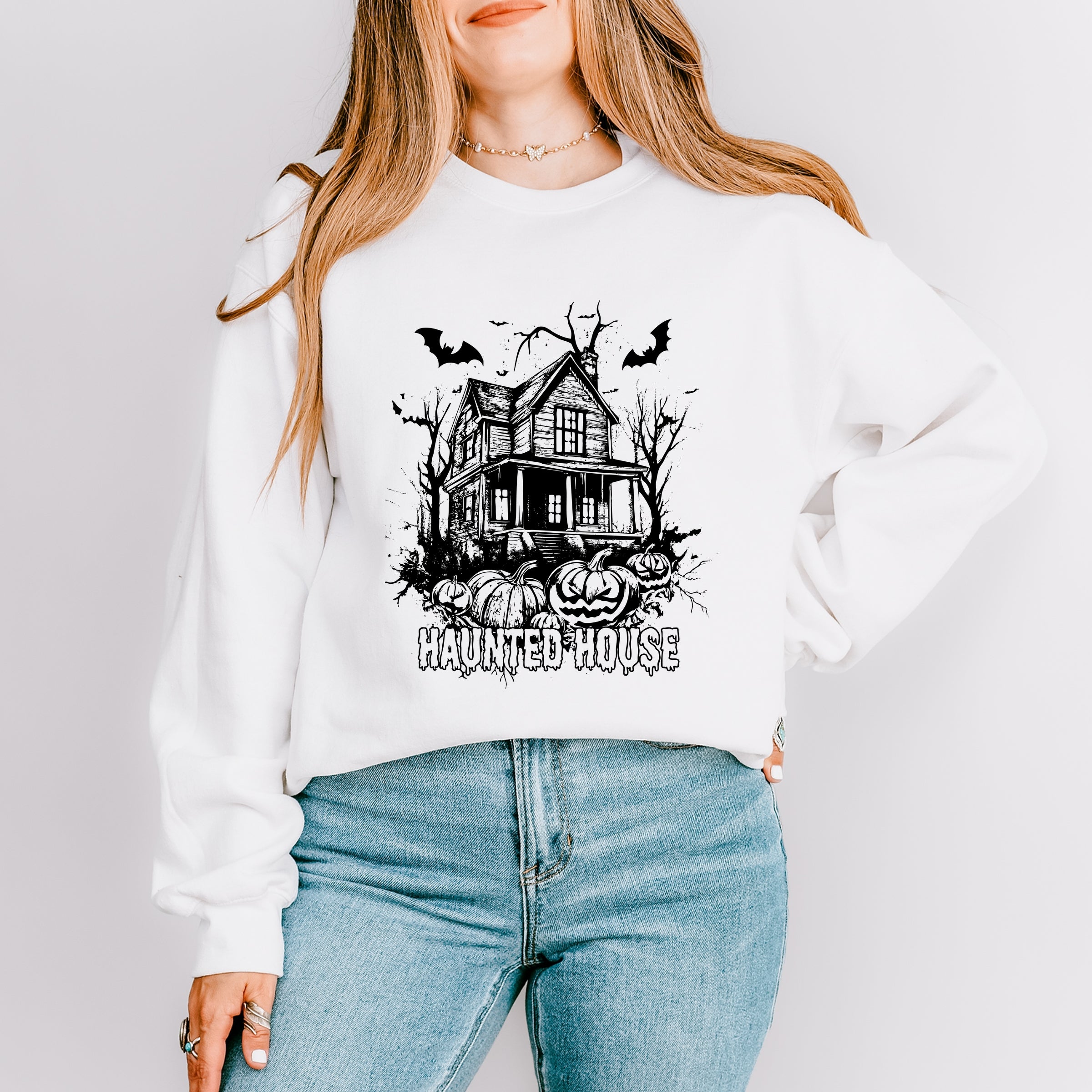 Haunted House Pumpkins And Bats - Sweatshirt