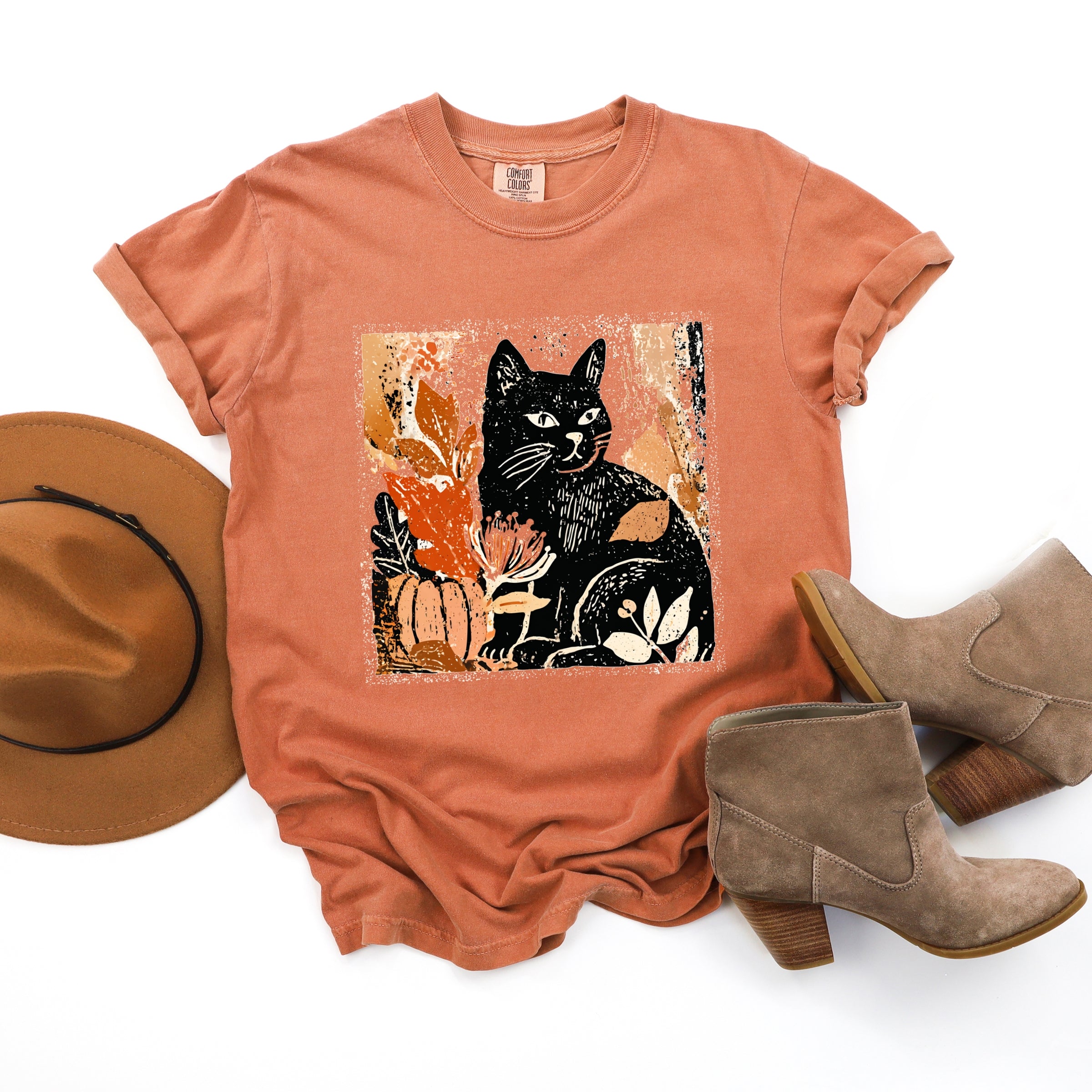 Black Cat Fall Leaves Distressed - Women's Garment Dyed Graphic T-Shirt