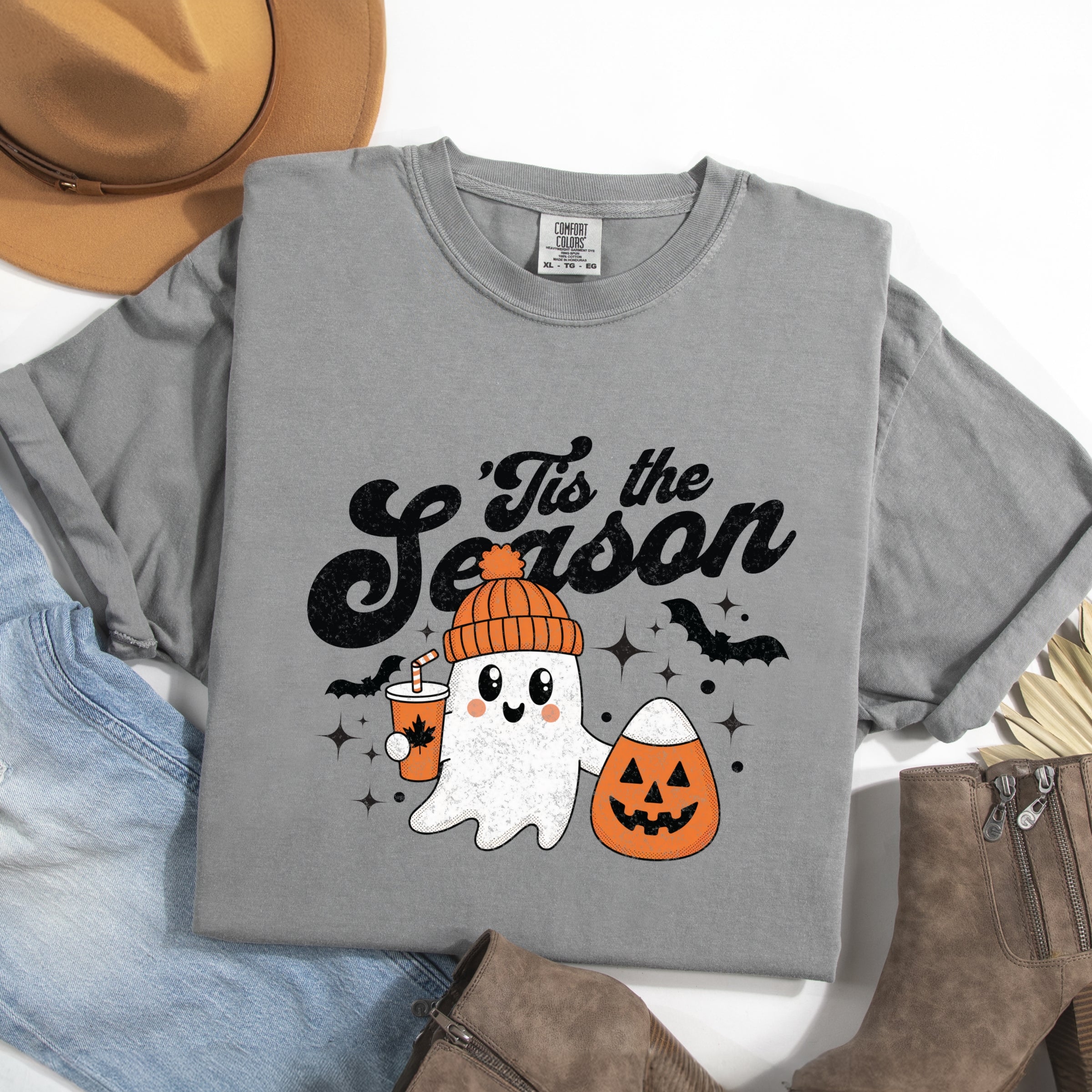 Tis The Season Ghost Retro - Womens Garment Dyed Tee