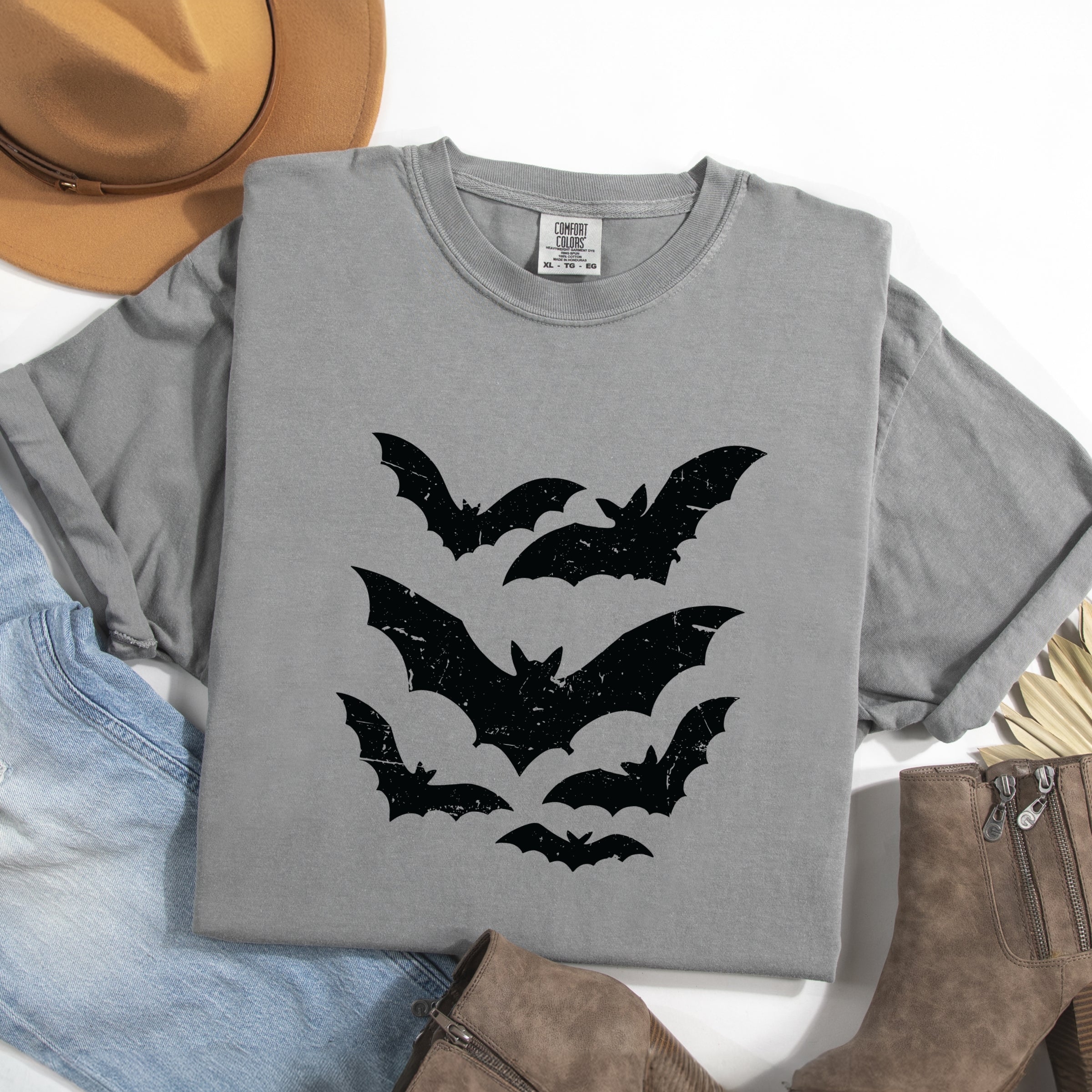Halloween Bats Distressed - Womens Garment Dyed Tee
