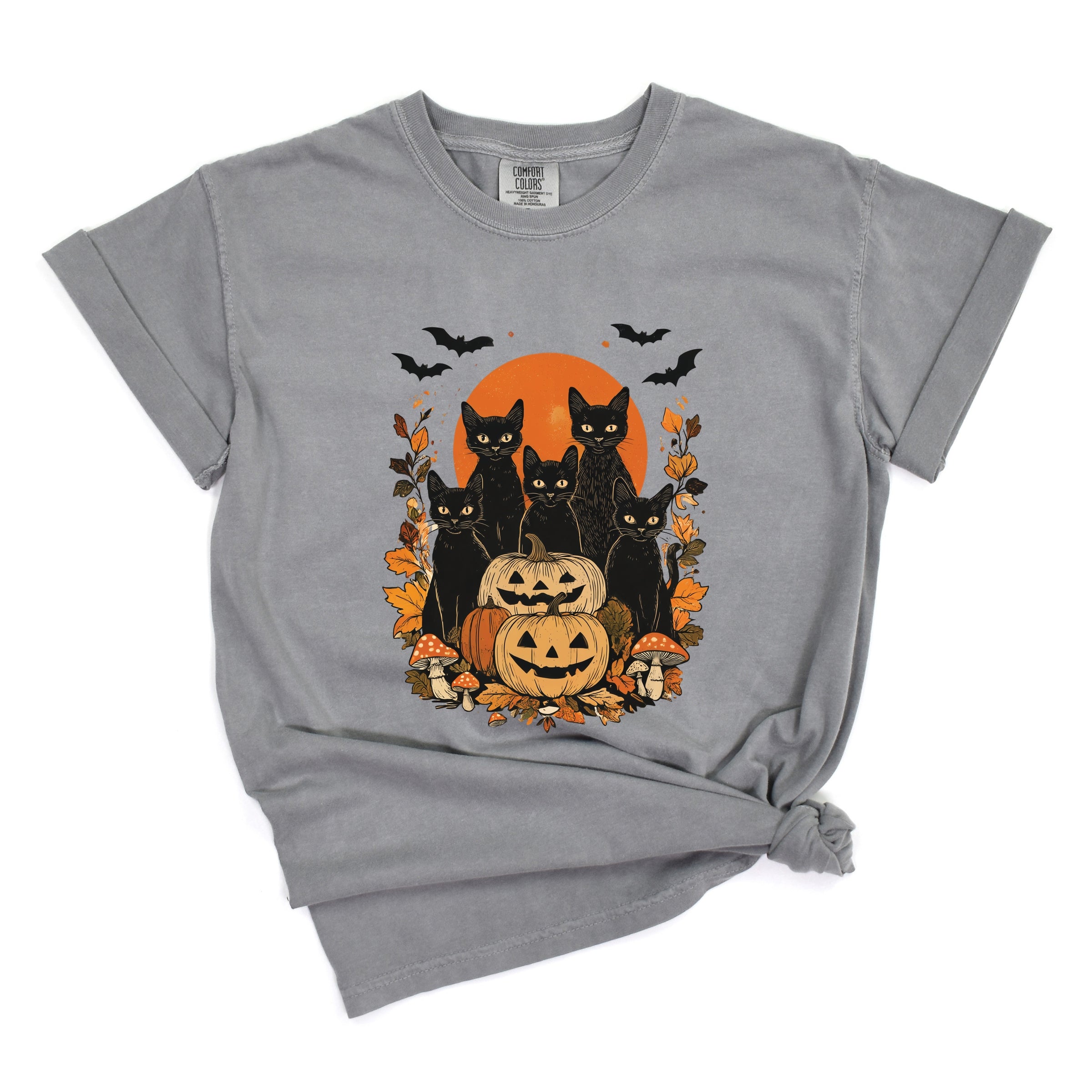 Black Cats Pumpkin Vintage - Womens Garment Dyed Tee