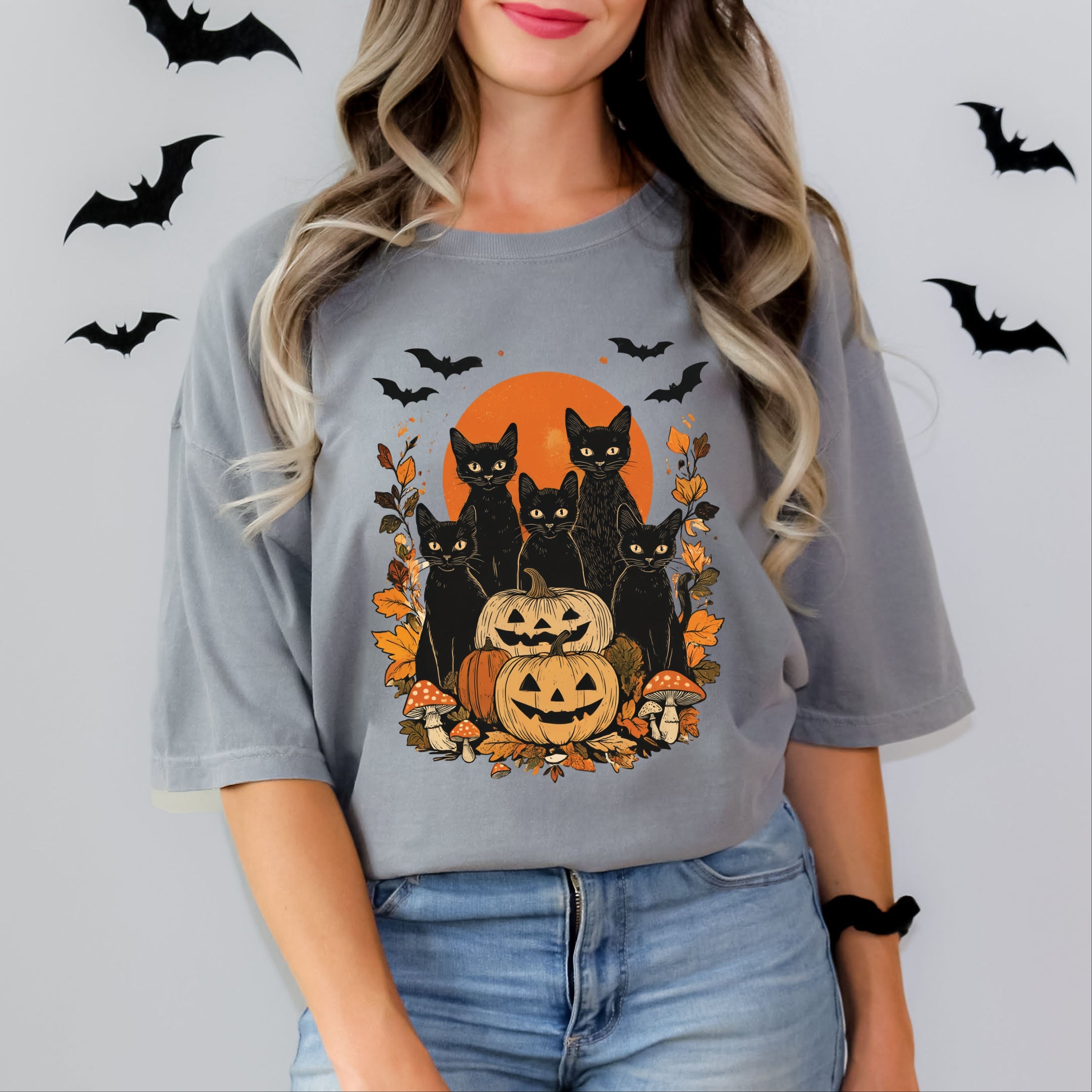 Black Cats Pumpkin Vintage - Womens Garment Dyed Tee