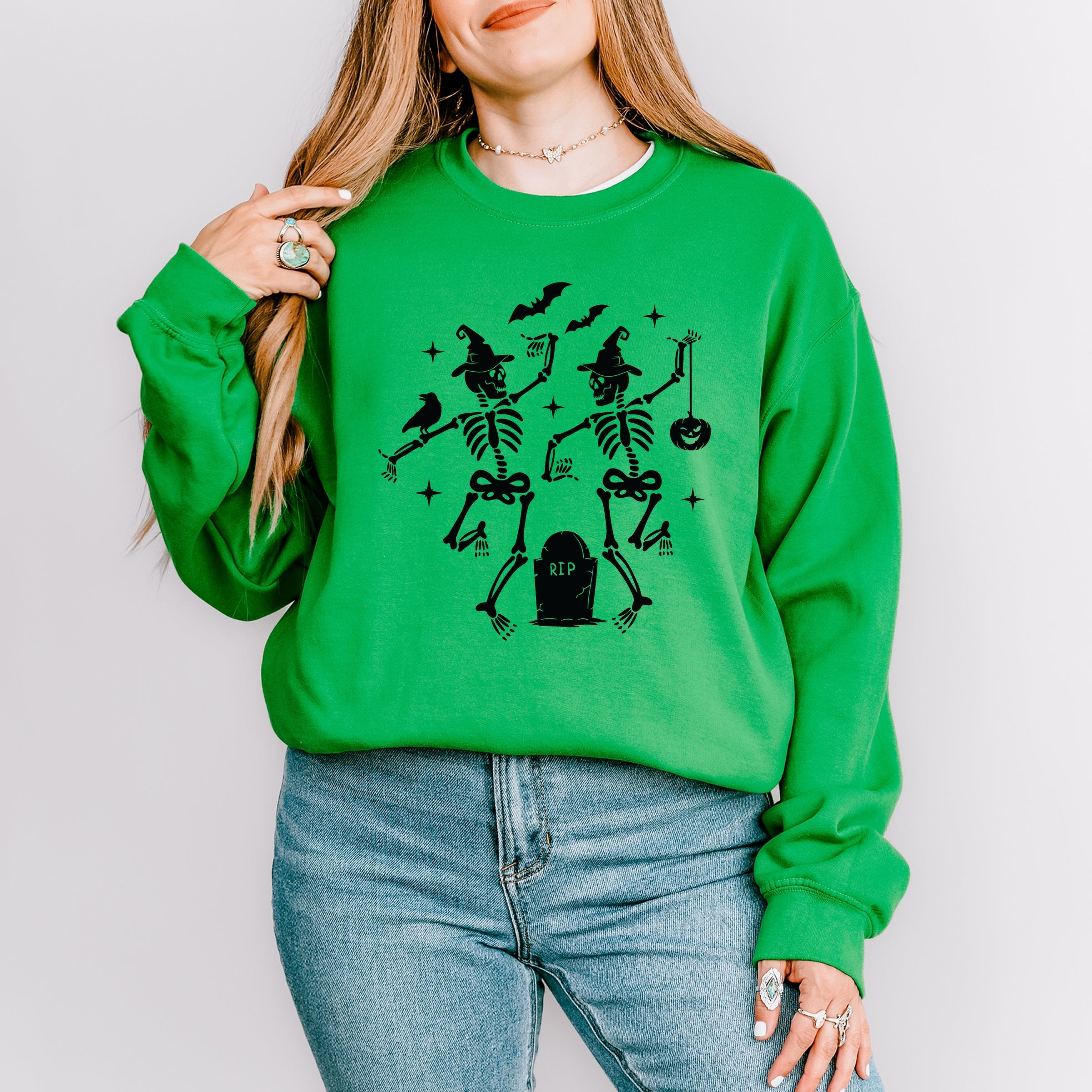 Two Skeletons Dancing Grave - Sweatshirt