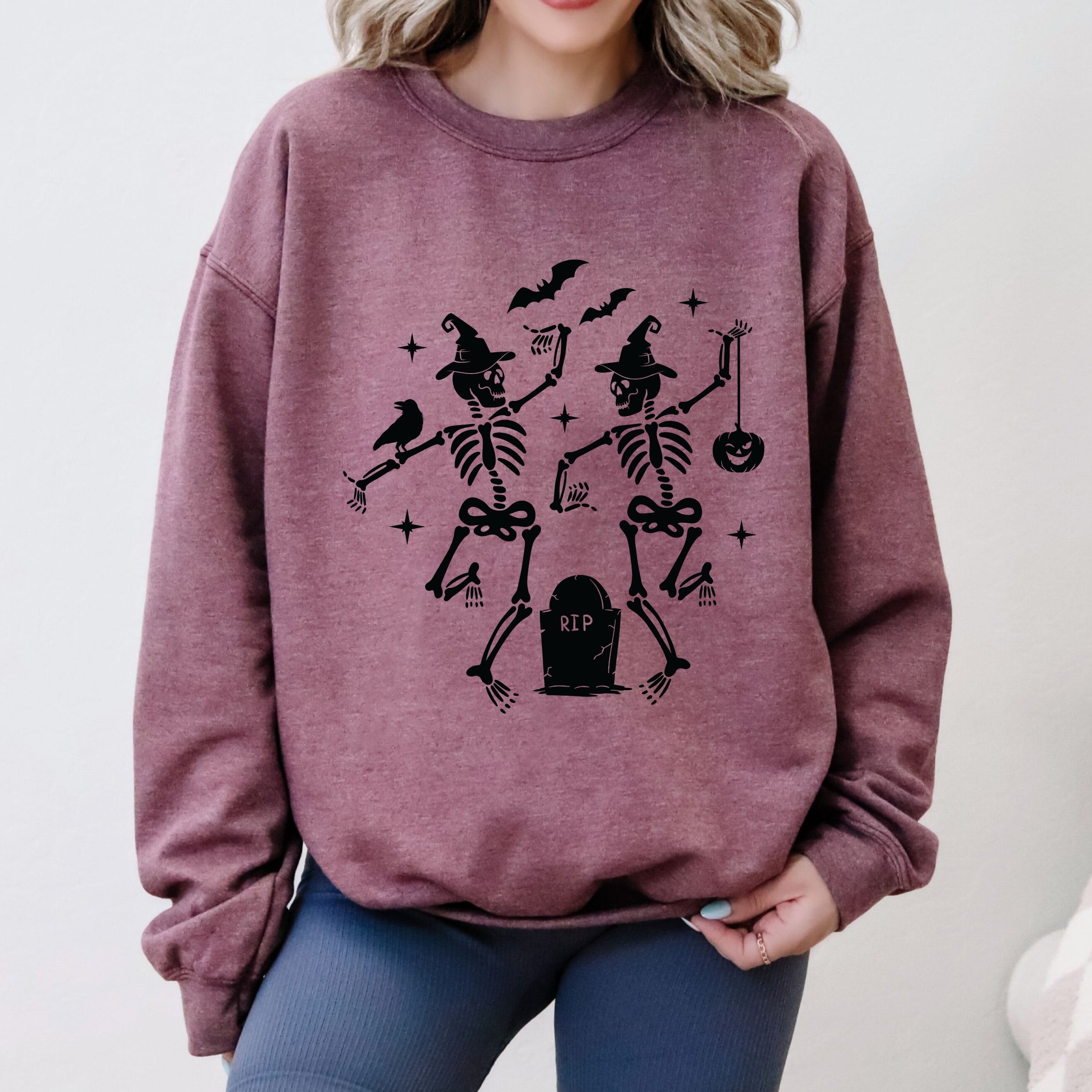 Two Skeletons Dancing Grave - Sweatshirt