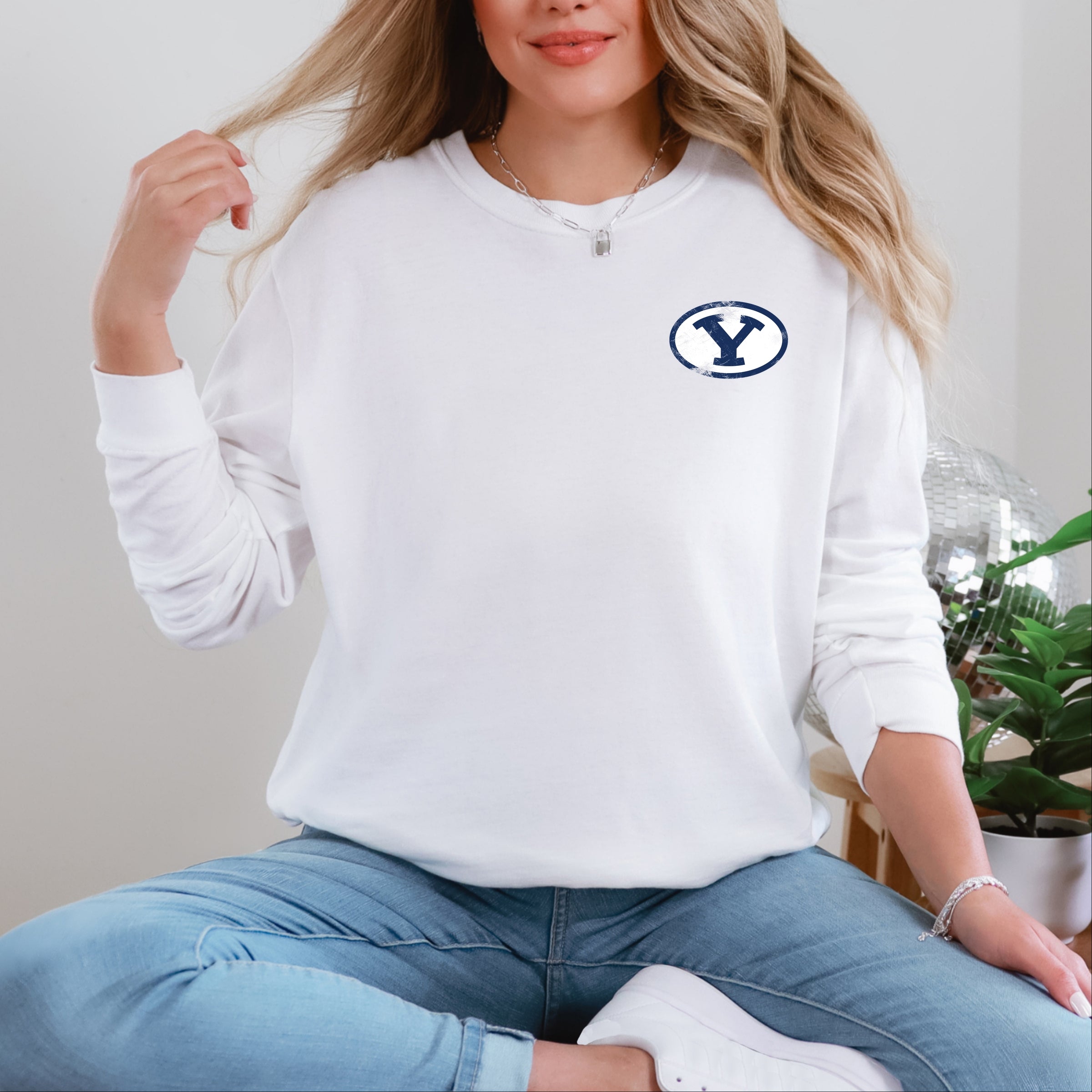 22716M_LC-GDLS White