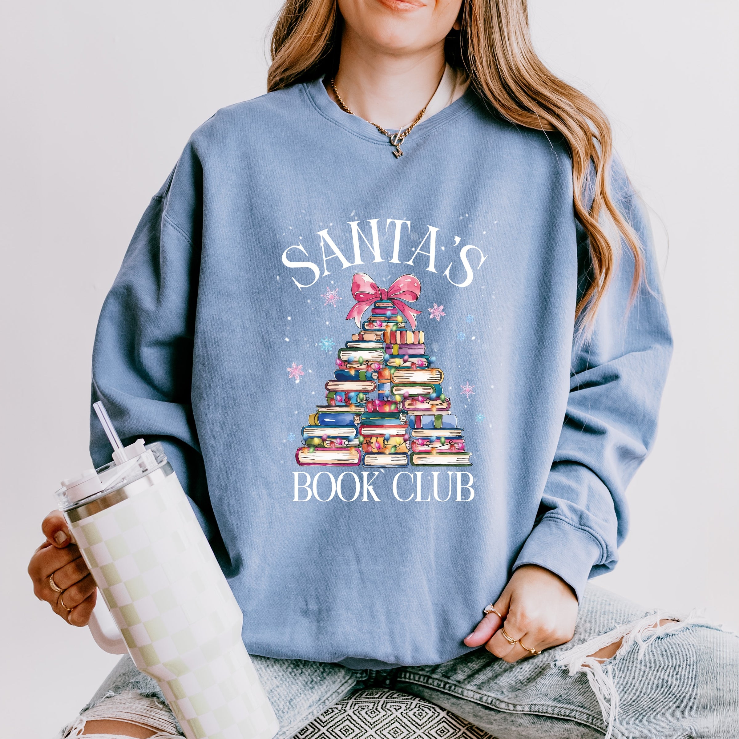 Santa's Book Club - Women's Lightweight Garment Dyed Sweatshirt