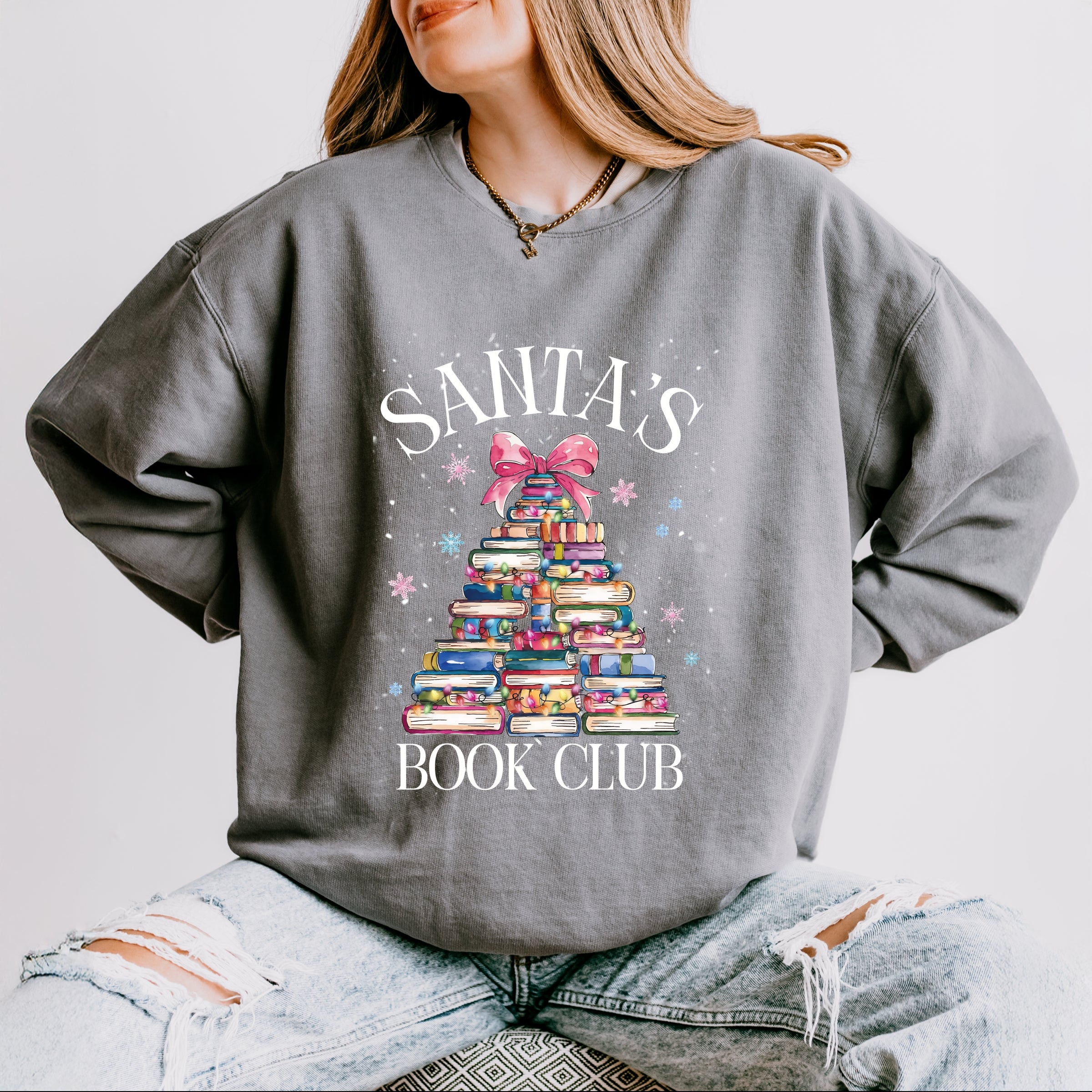 Santa's Book Club - Women's Lightweight Garment Dyed Sweatshirt