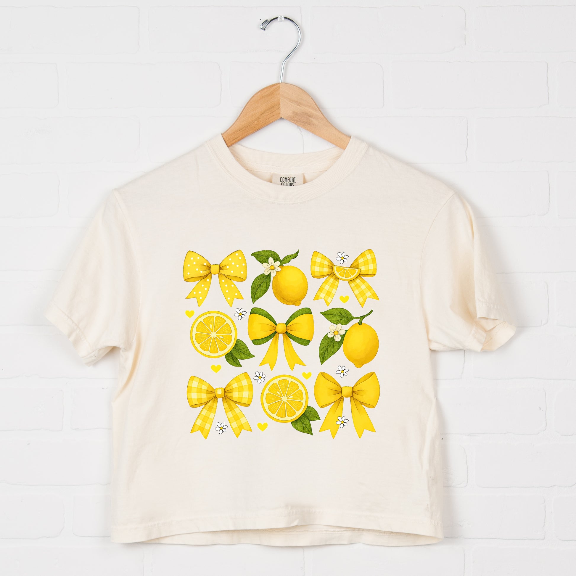 Coquette Lemons Pattern Bows - Women's Boxy Crop Top Graphic T-Shirt