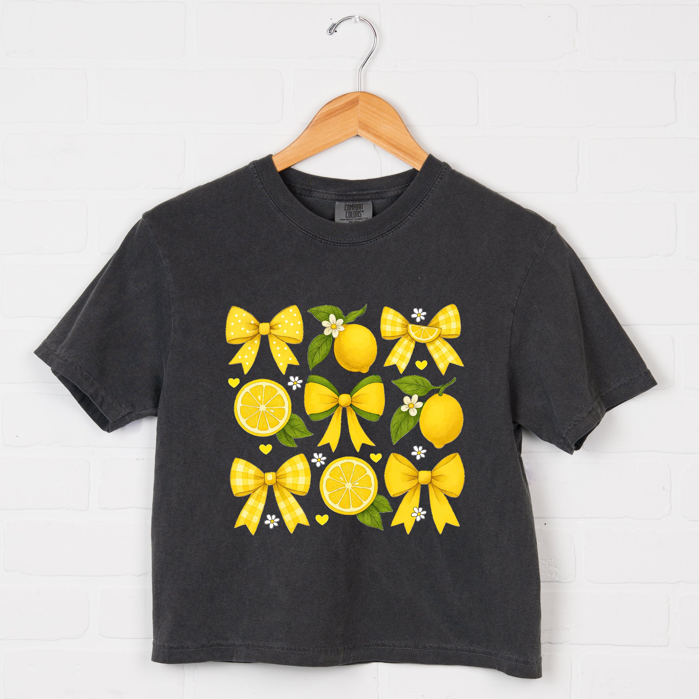 Coquette Lemons Pattern Bows - Women's Boxy Crop Top Graphic T-Shirt