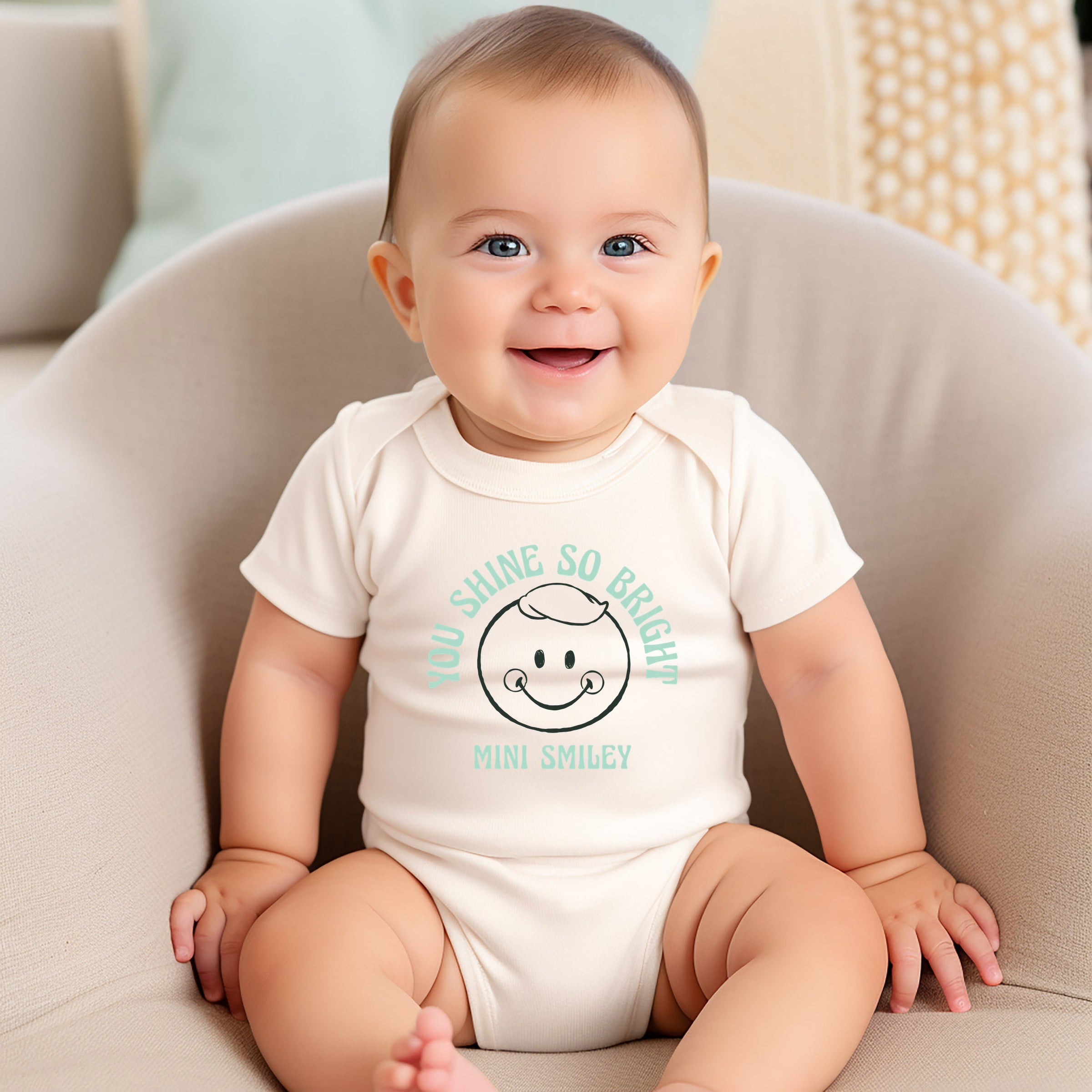 Mini Smiley You Shine So Bright - Baby Short Sleeve Graphic Bodysuit