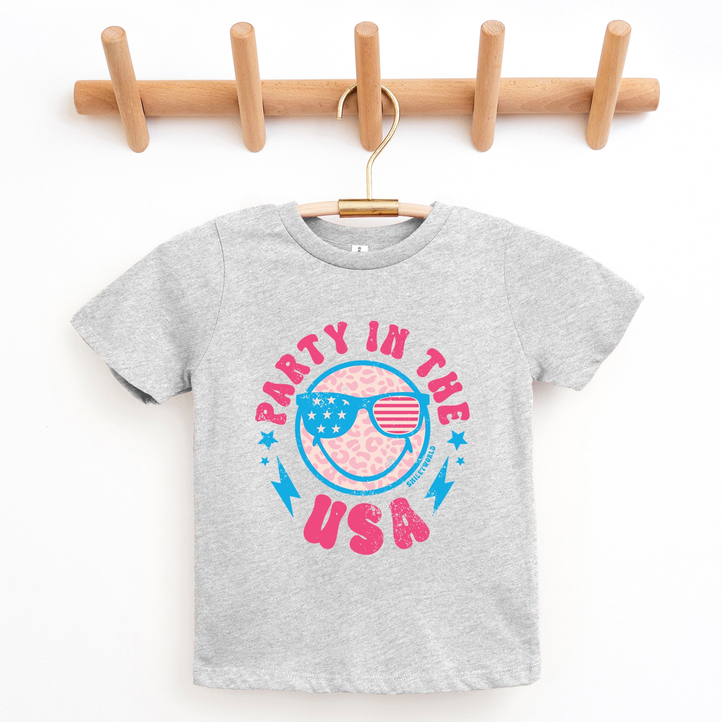SmileyWorld Party In The USA - Youth Short Sleeve Graphic T-Shirt