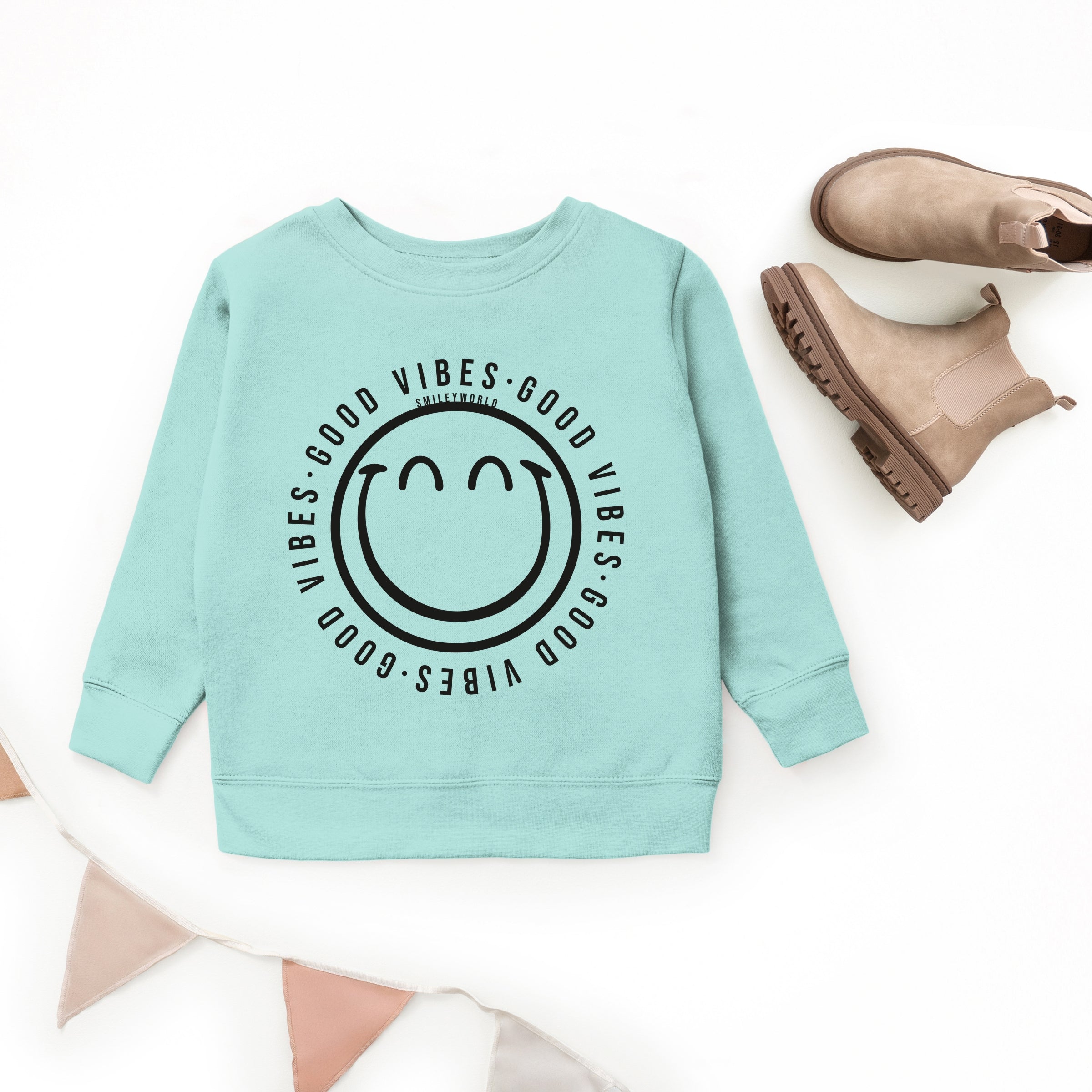 SmileyWorld Good Vibes Outline - Youth Graphic Sweatshirt