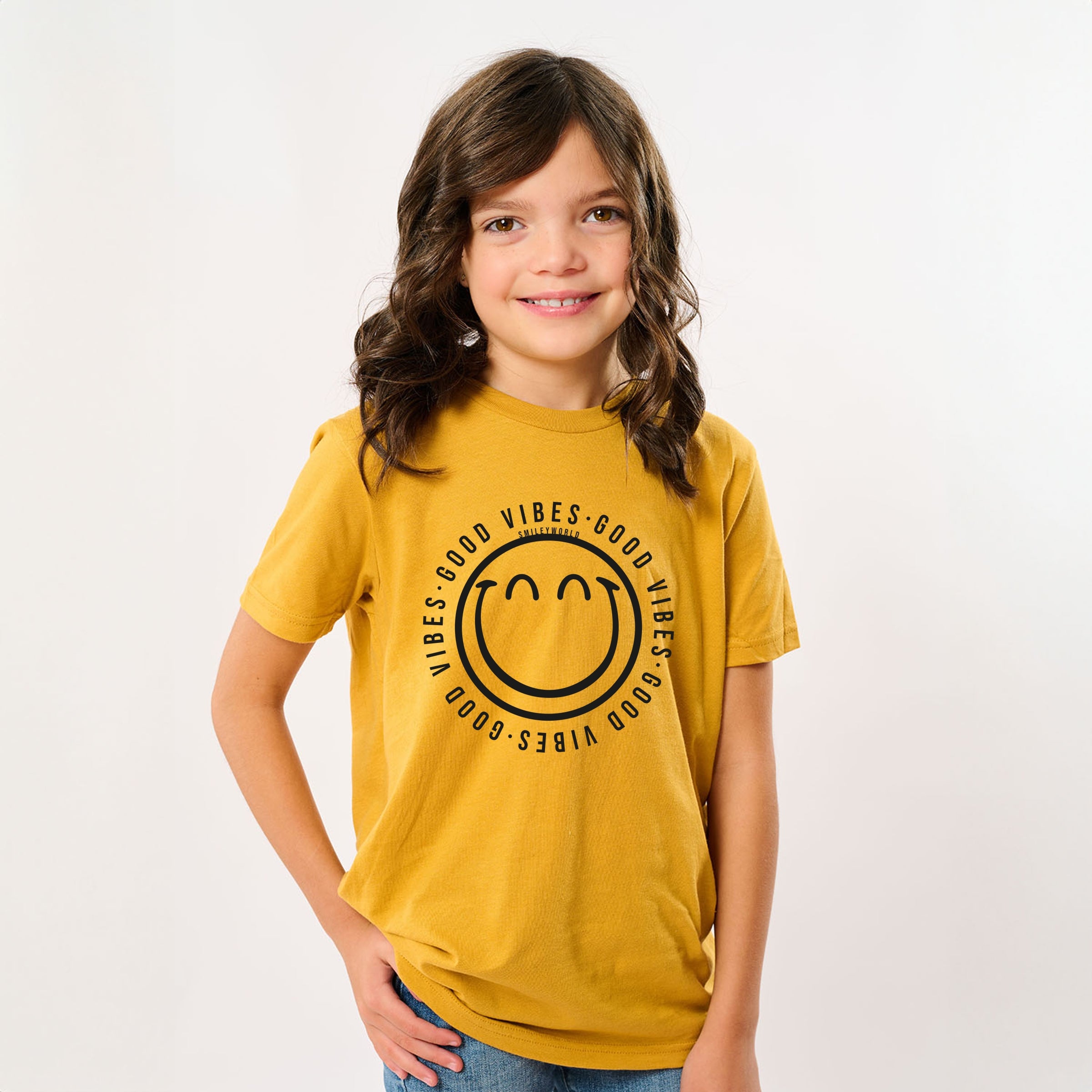 SmileyWorld Good Vibes Outline - Youth Short Sleeve Graphic T-Shirt