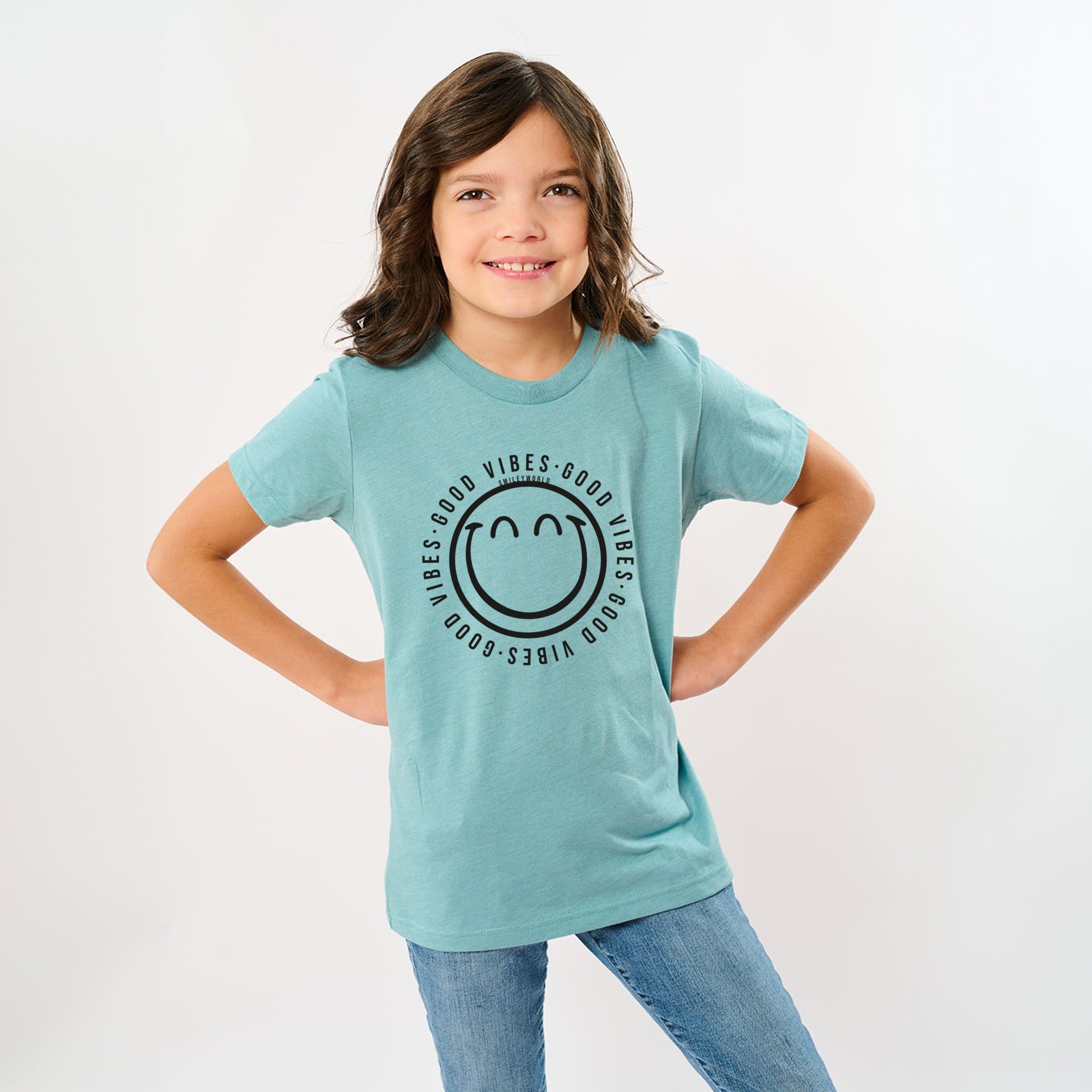 SmileyWorld Good Vibes Outline - Youth Short Sleeve Graphic T-Shirt