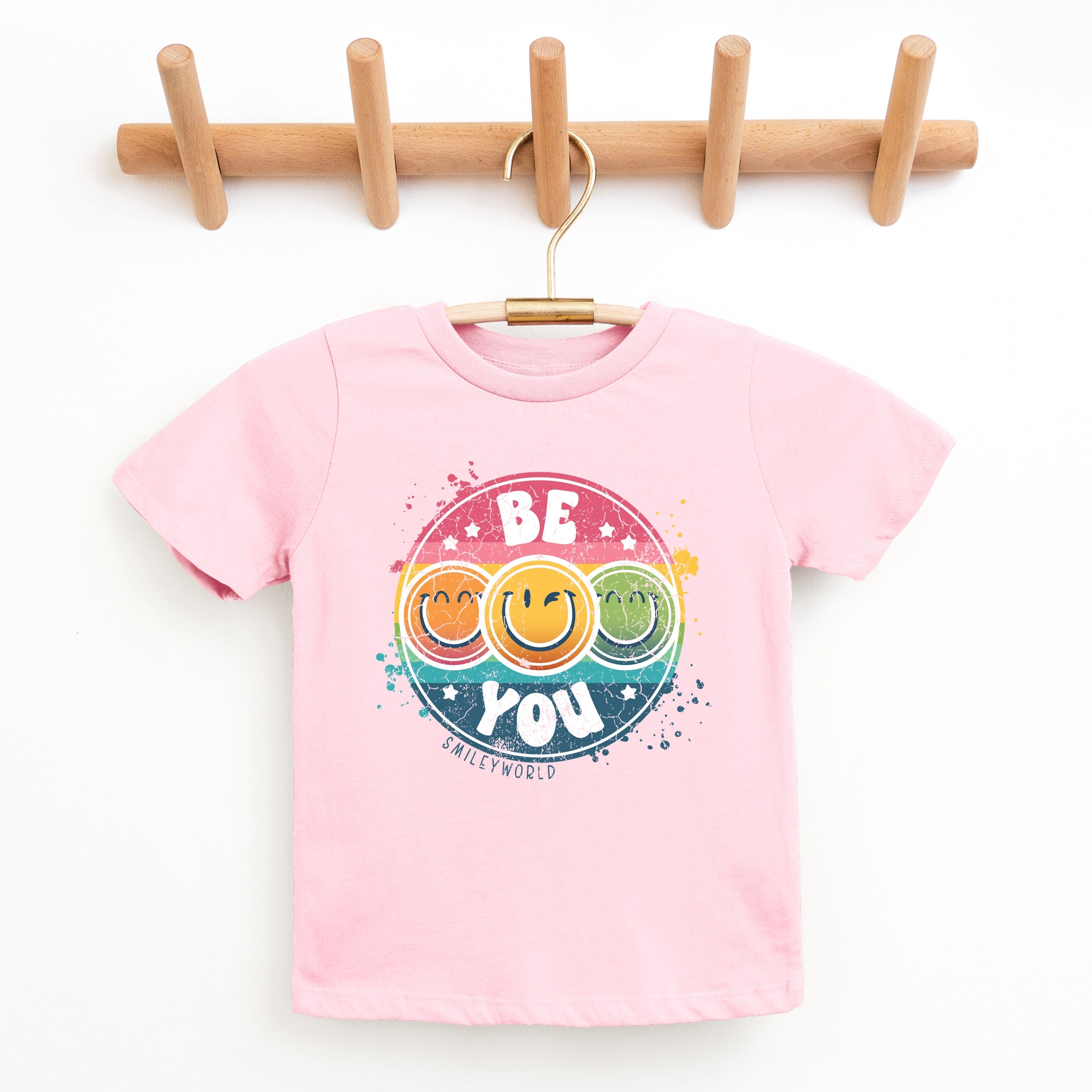 SmileyWorld Be You Rainbow Circle - Youth Short Sleeve Graphic T-Shirt