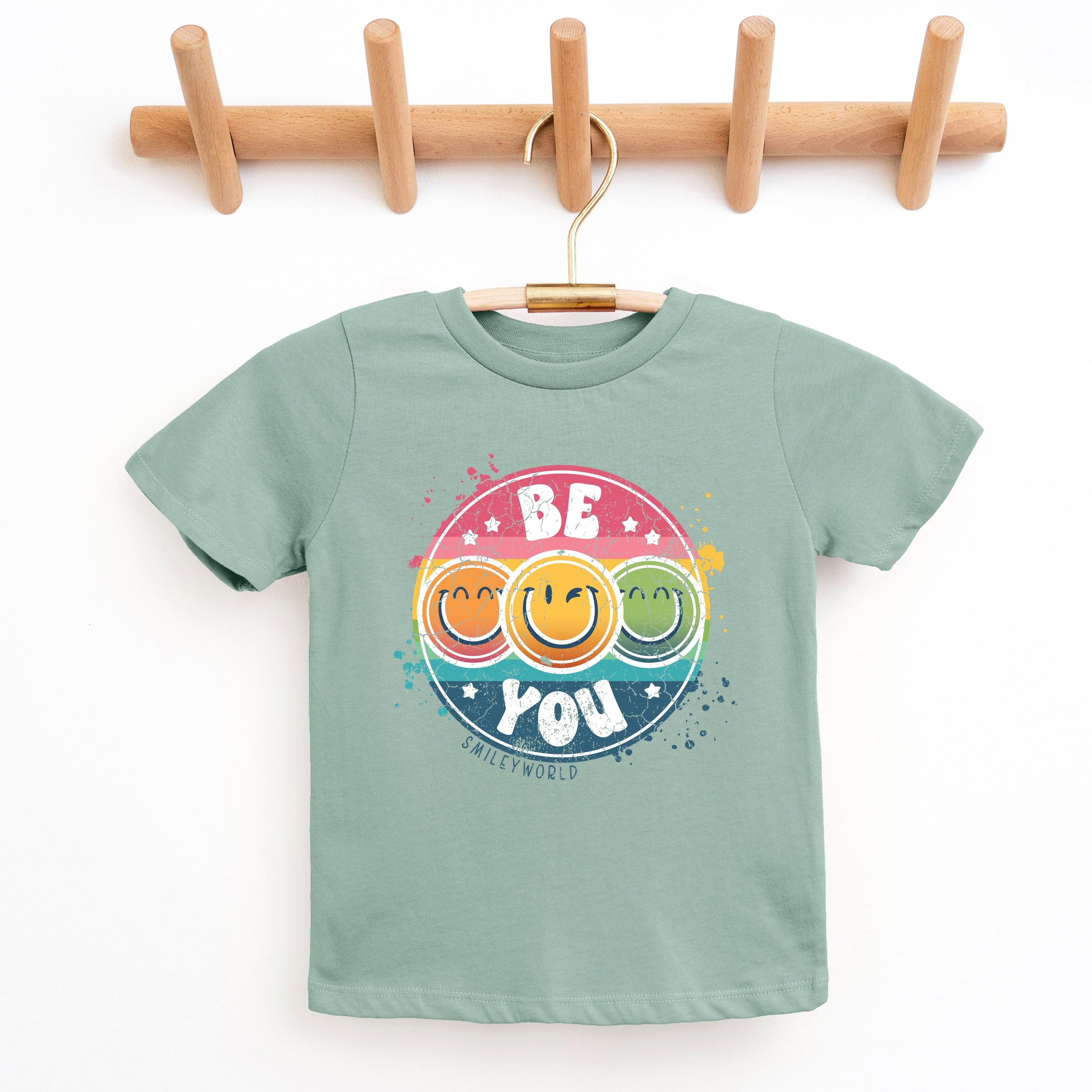 SmileyWorld Be You Rainbow Circle - Youth Short Sleeve Graphic T-Shirt