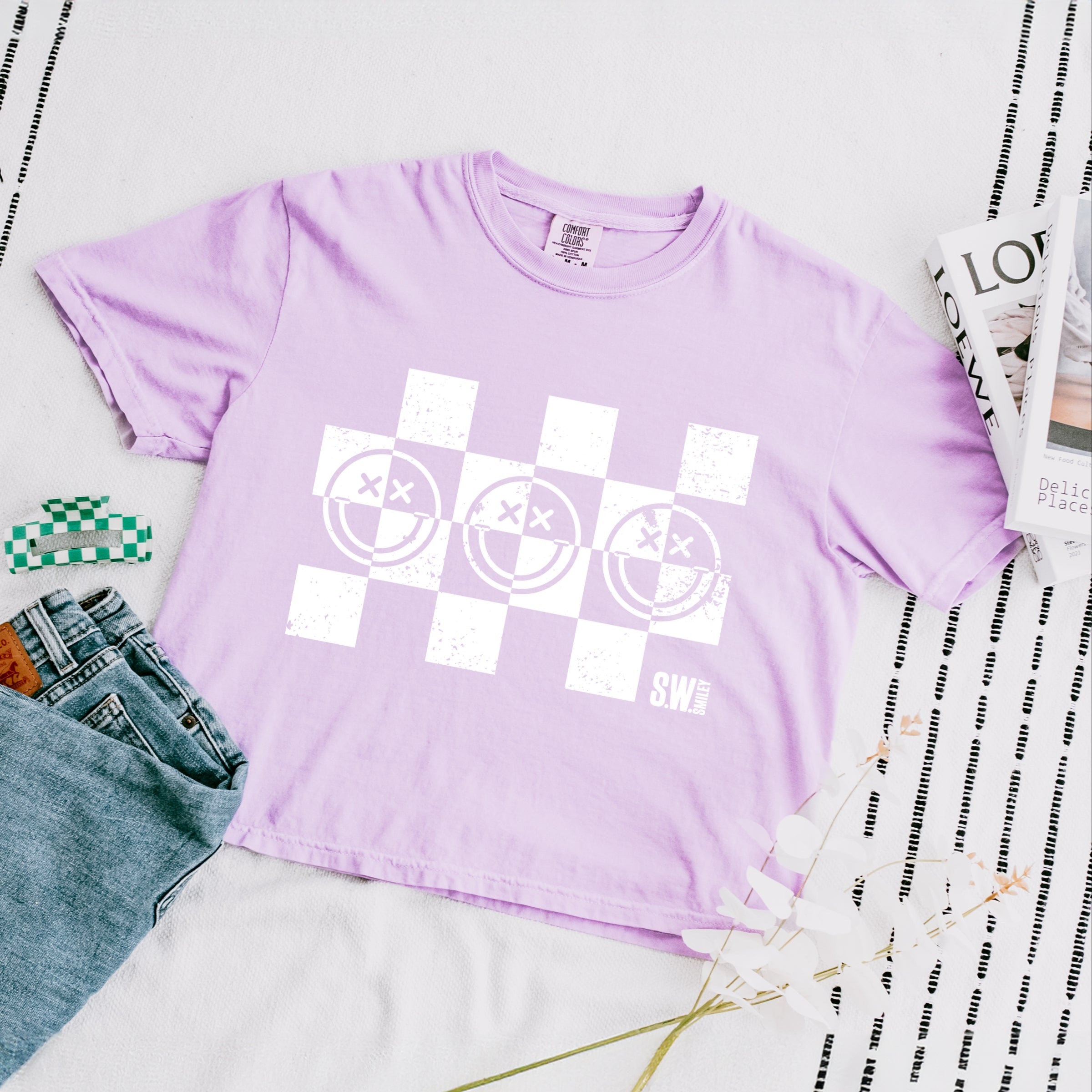 S.W.Smiley Checkered X Face - Women's Boxy Crop Top Graphic T-Shirt