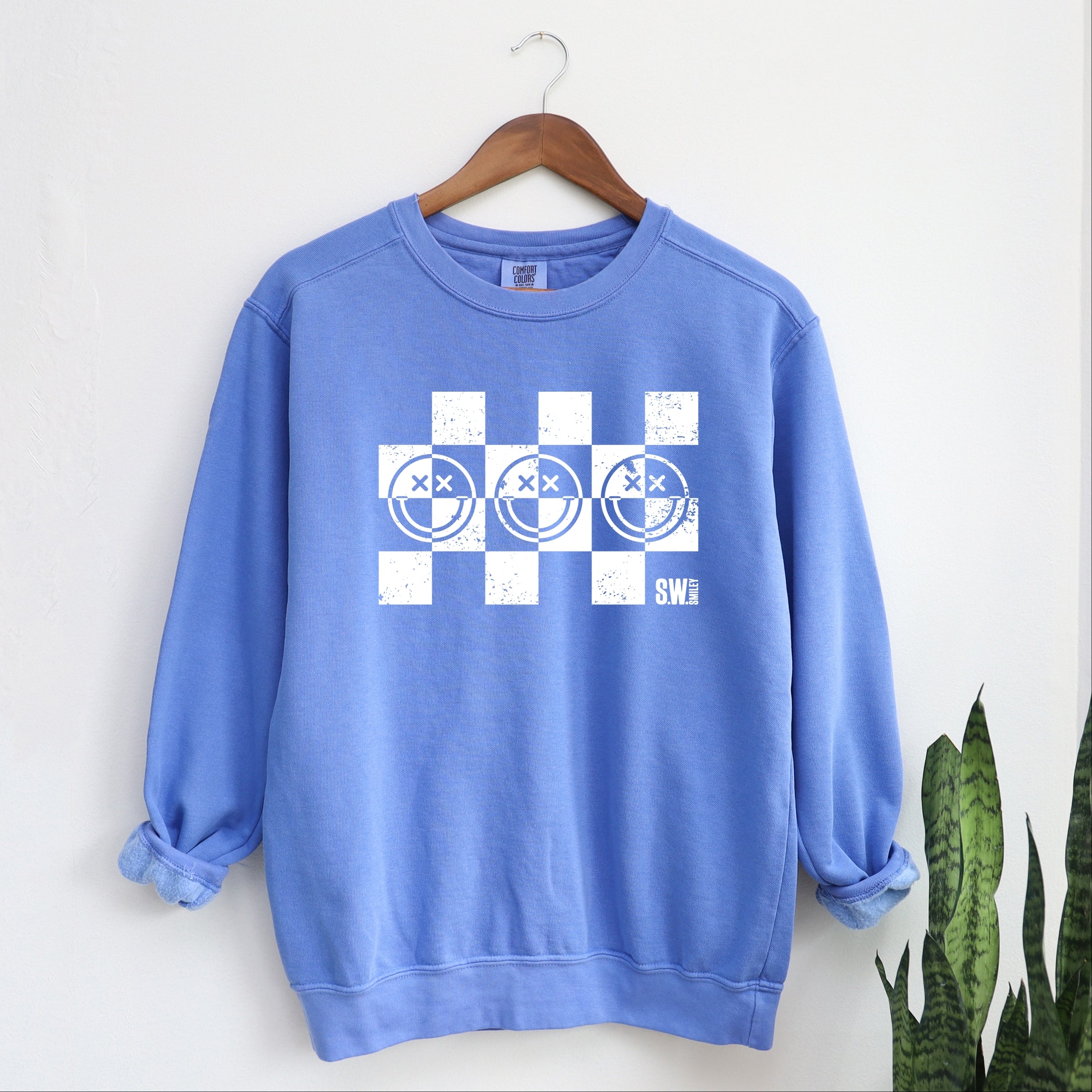 S.W.Smiley Checkered X Face - Women's Garment Dyed Graphic Sweatshirt