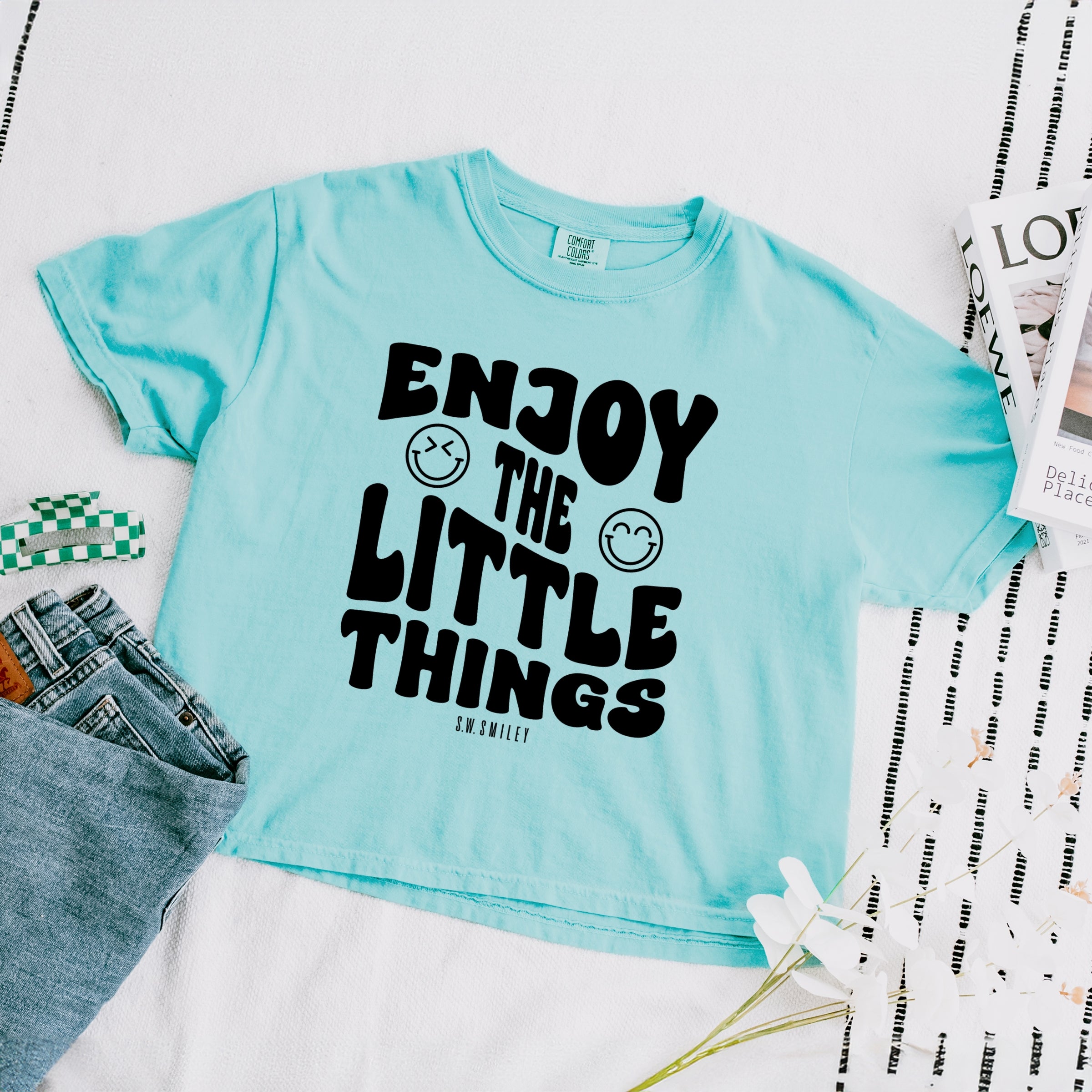 S.W.Smiley Enjoy The Little Things - Women's Boxy Crop Top Graphic T-Shirt