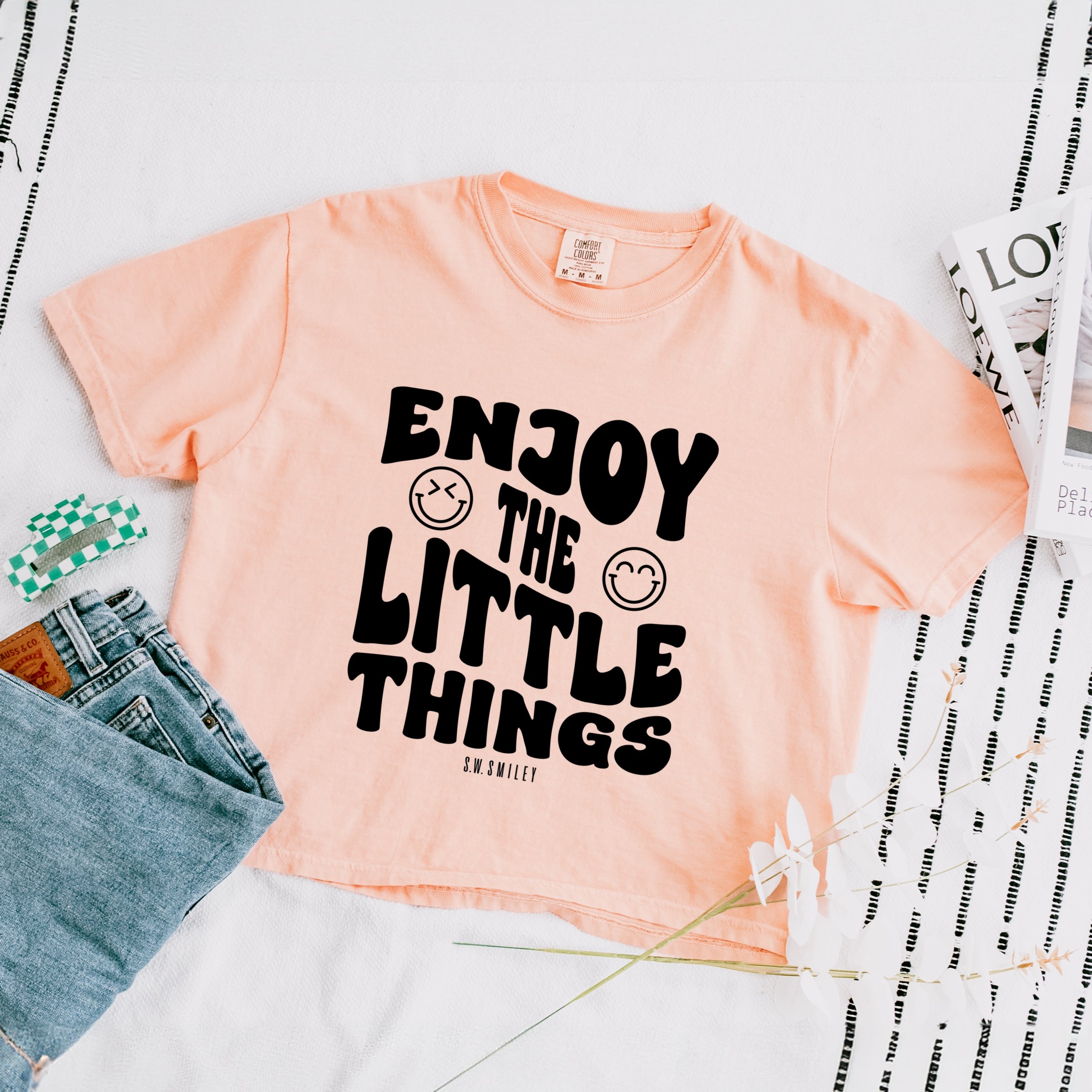 S.W.Smiley Enjoy The Little Things - Women's Boxy Crop Top Graphic T-Shirt