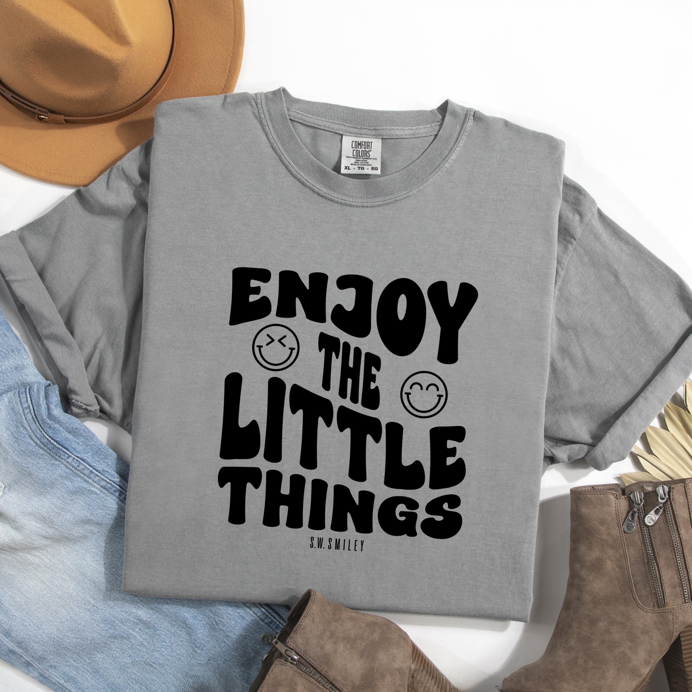 S.W.Smiley Enjoy The Little Things - Women's Garment Dyed Graphic T-Shirt