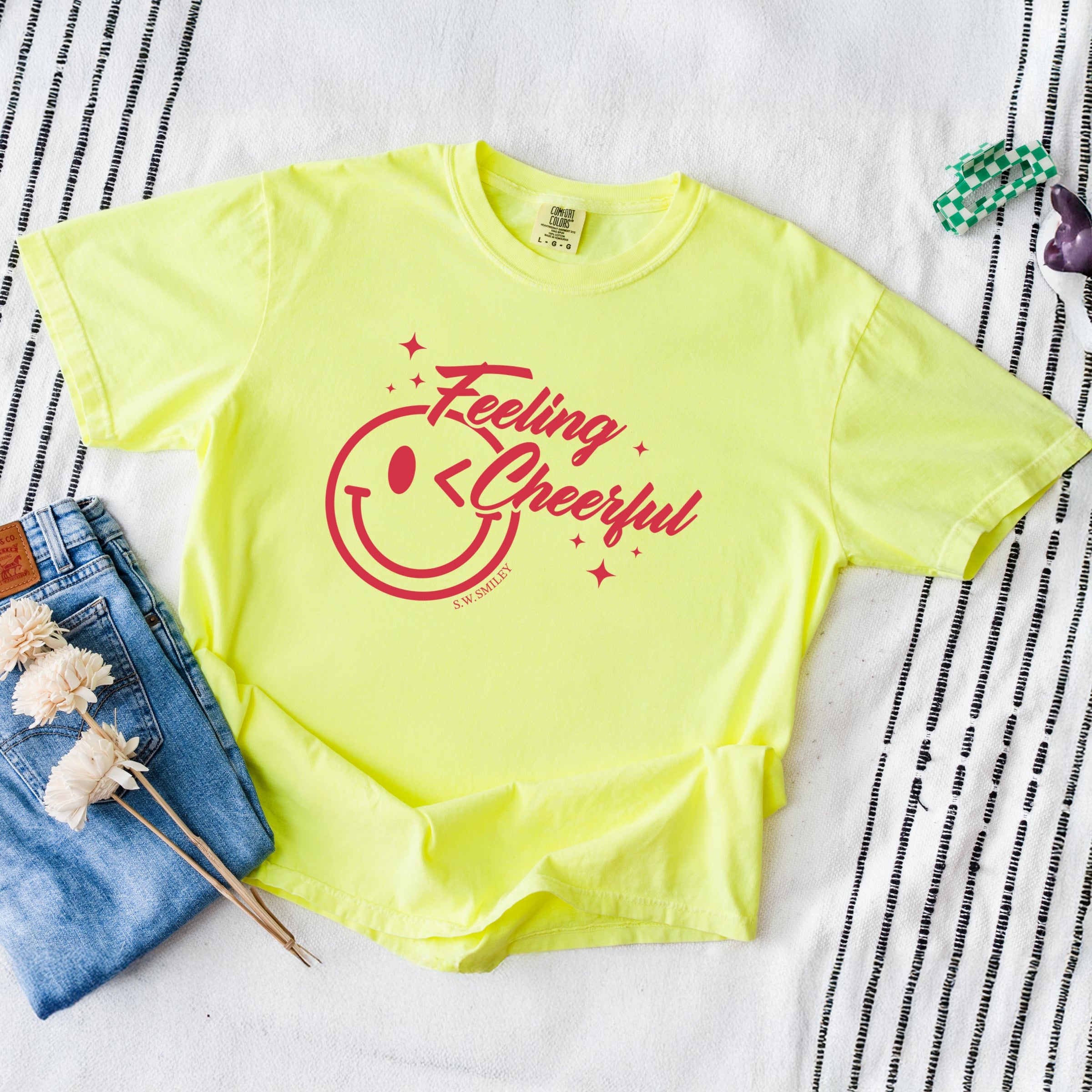 S.W.Smiley Feeling Cheerful Sparkle - Women's Garment Dyed Graphic T-Shirt