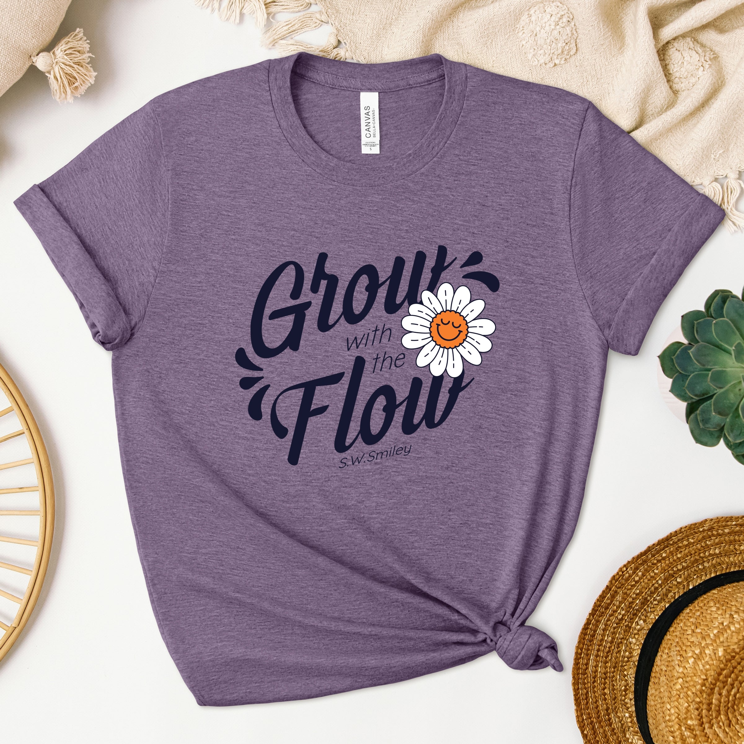 S.W.Smiley Grow With The Flow Flower - Women's Short Sleeve Graphic T-Shirt