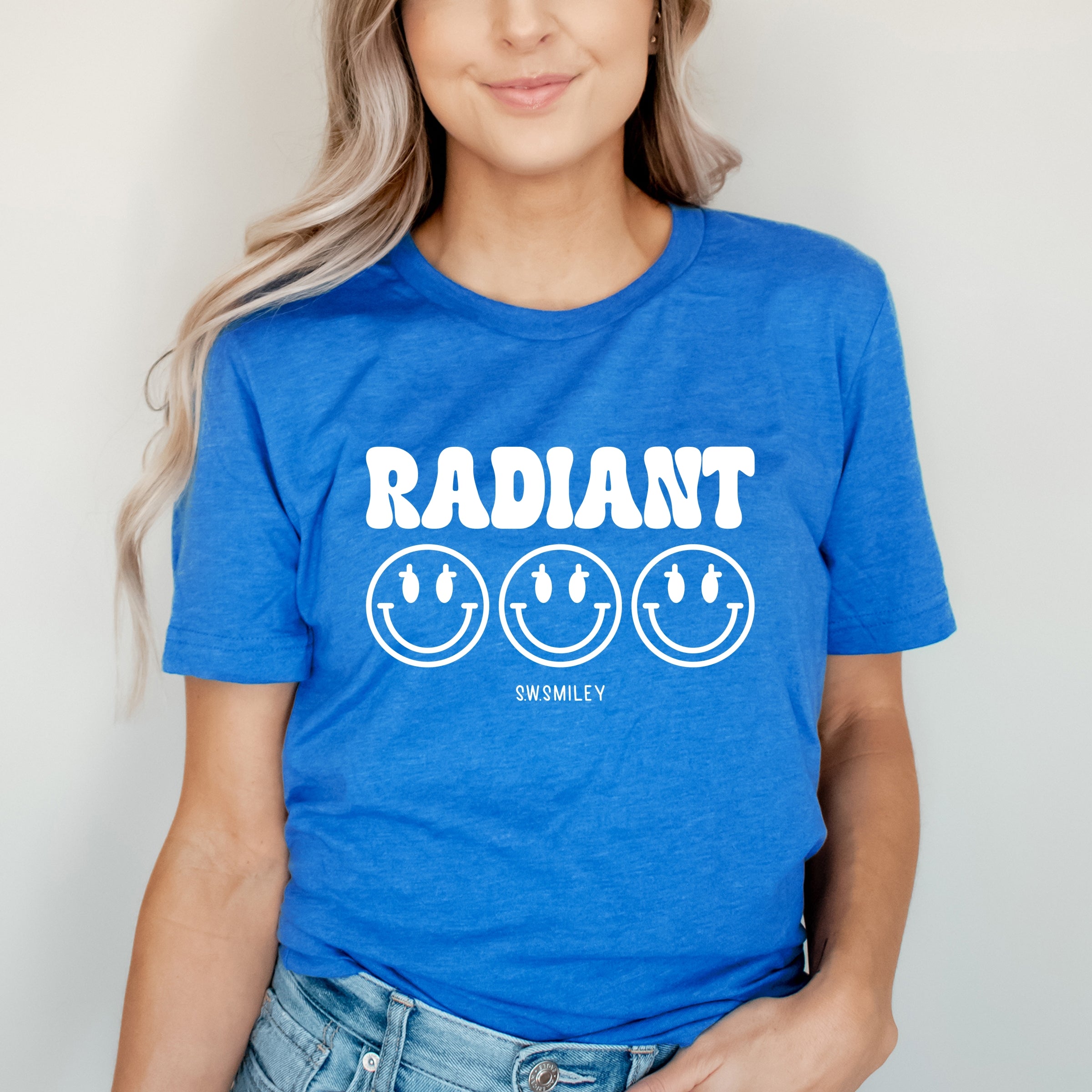 S.W.Smiley Radiant Groovy Outline - Women's Short Sleeve Graphic T-Shirt