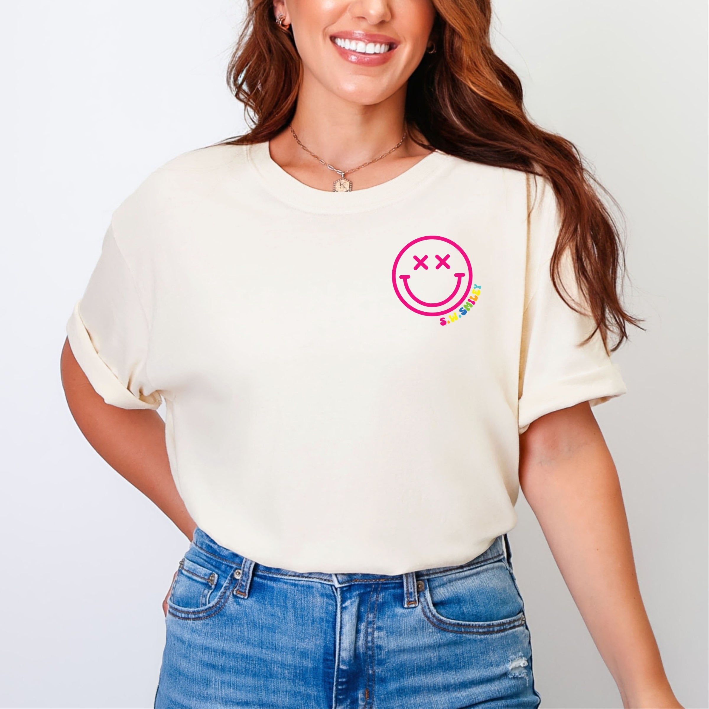S.W.Smiley Simple Wink Bold - Women's Garment Dyed Graphic T-Shirt