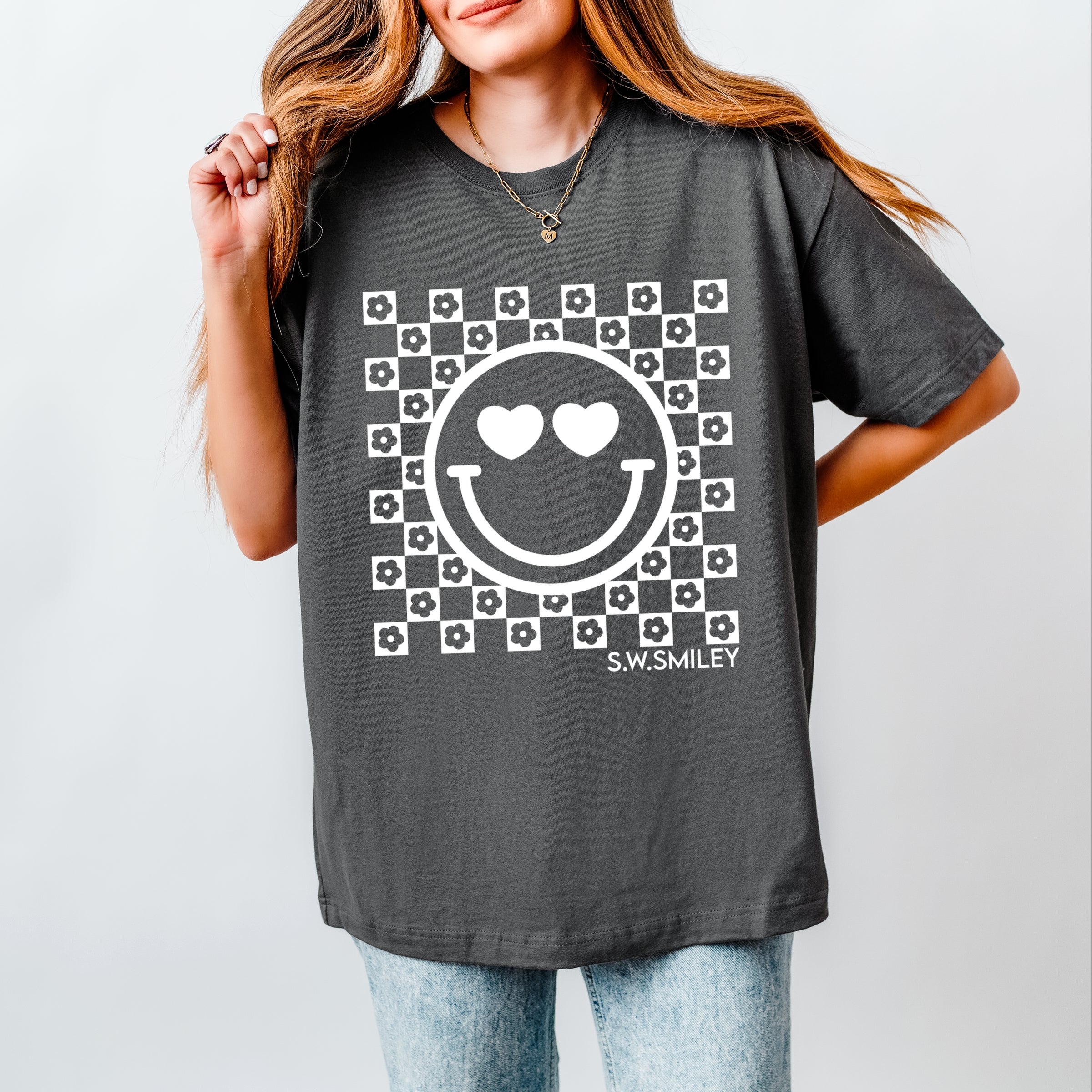 S.W.Smiley Checkered Floral Outline - Women's Heavyweight Graphic T-Shirt