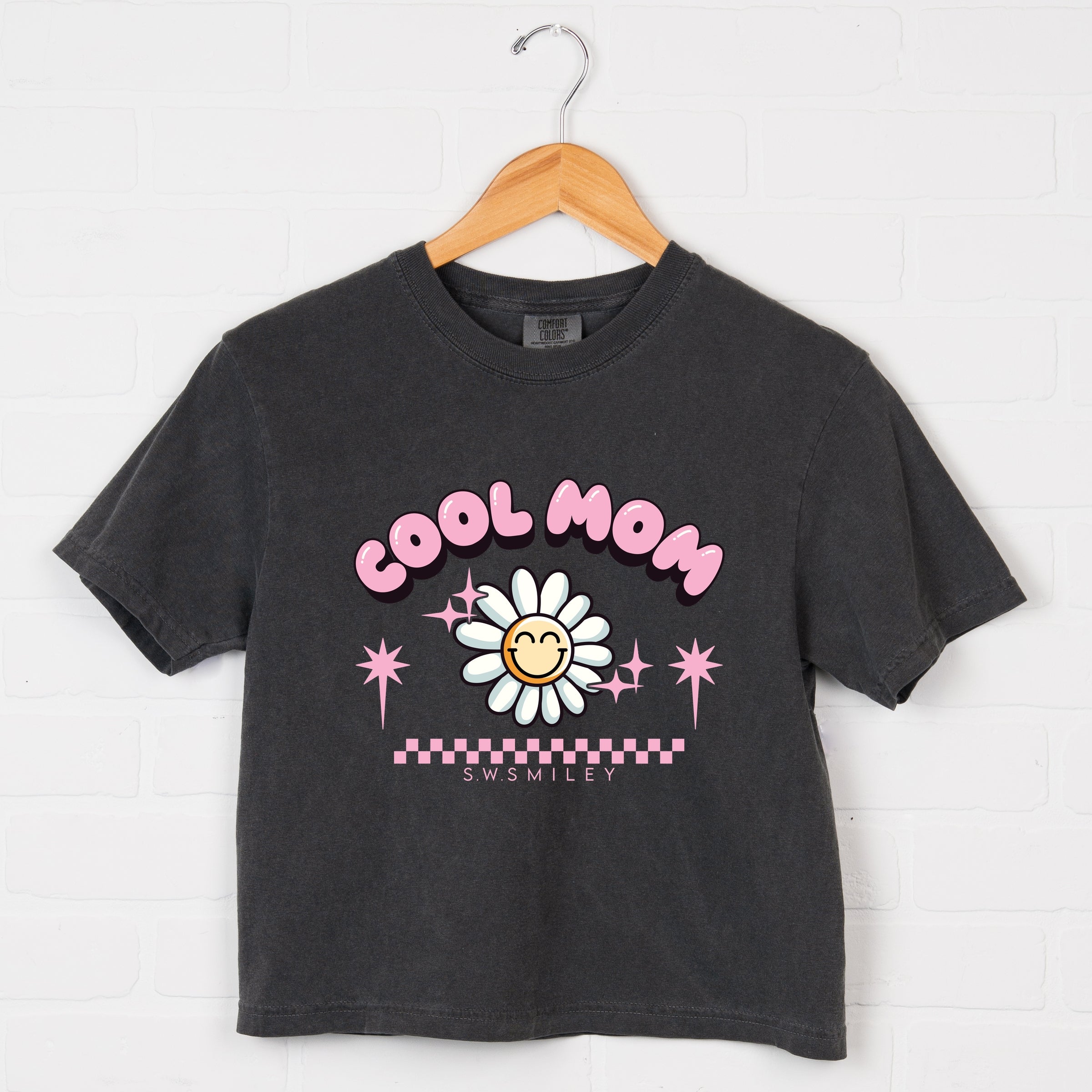 S.W.Smiley Cool Mom Flower - Womens Boxy Crop Top
