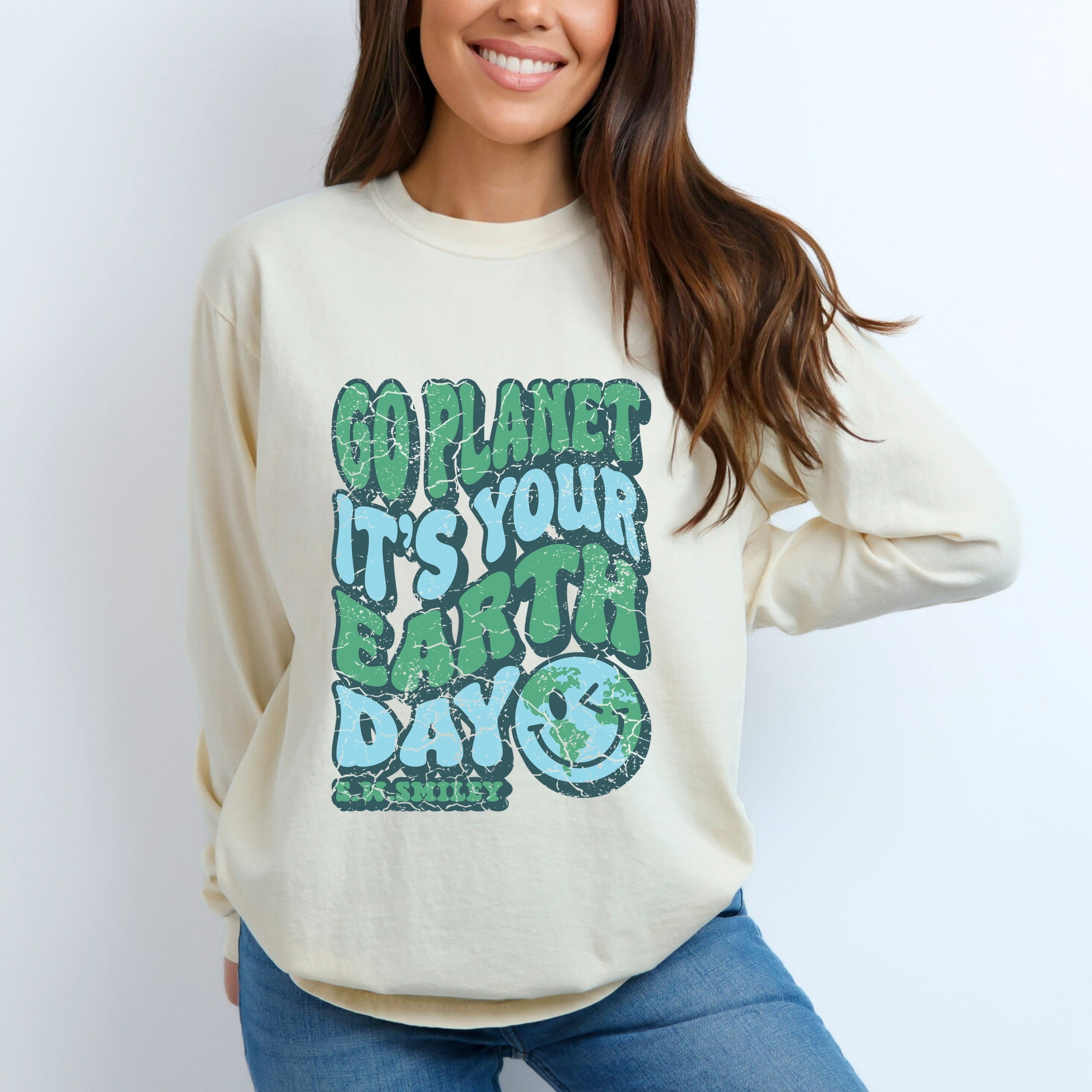 S.W.Smiley Go Planet It's Your Earth Day - Women's Garment Dyed Long Sleeve Graphic T-Shirt