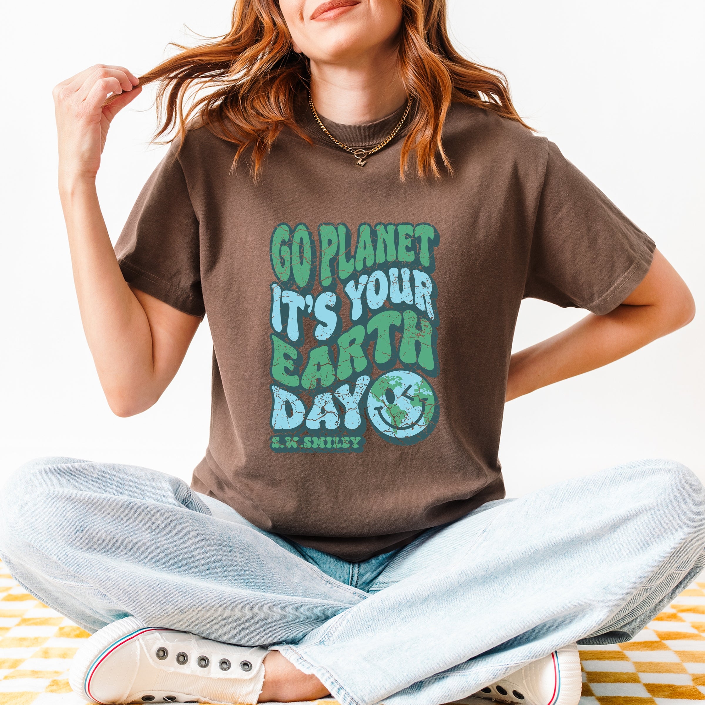 S.W.Smiley Go Planet It's Your Earth Day - Women's Garment Dyed Graphic T-Shirt