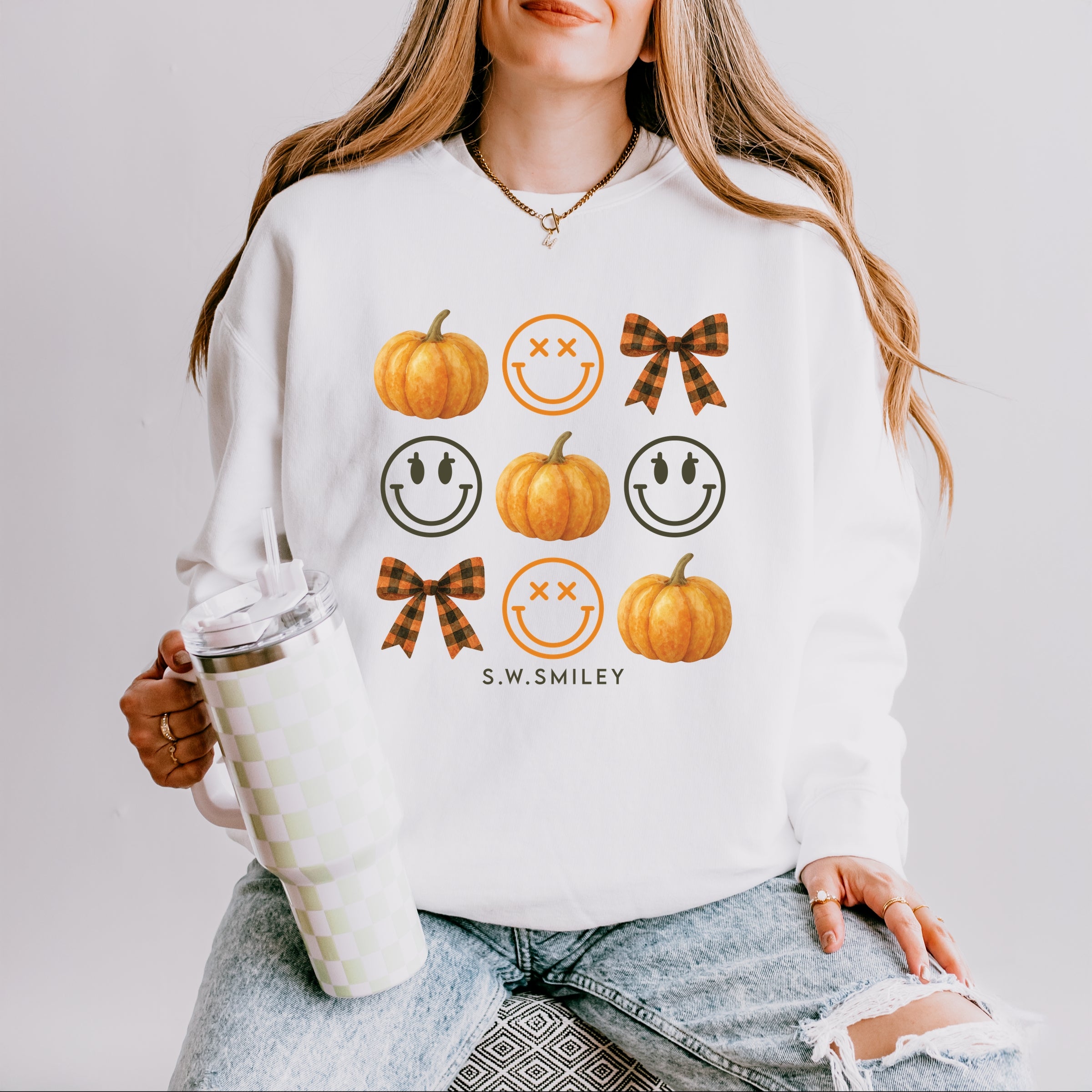 S.W.Smiley Pumpkin Coquette Chart - Women's Lightweight Garment Dyed Sweatshirt