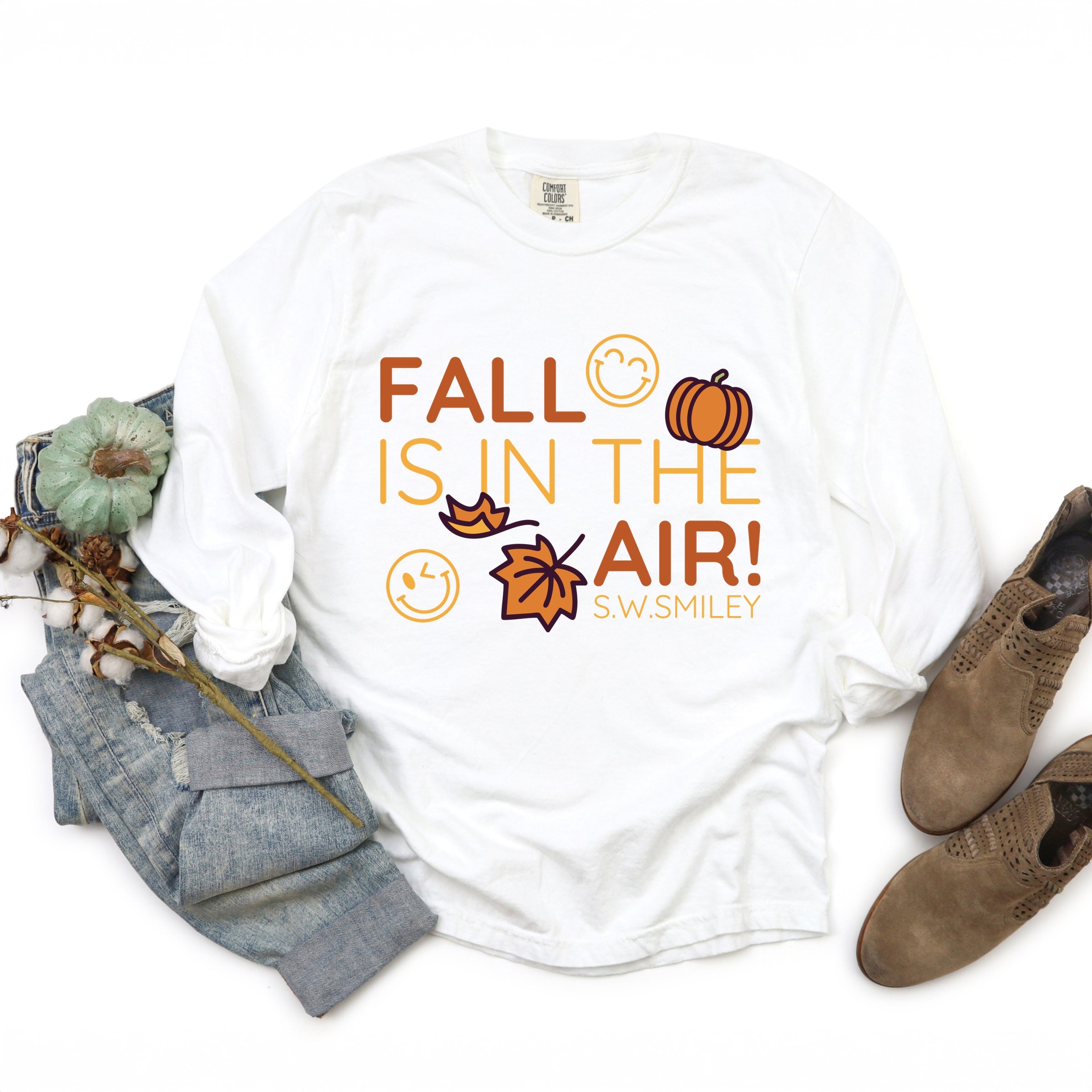 S.W.Smiley Fall Is In The Air - Women's Garment Dyed Long Sleeve Graphic T-Shirt