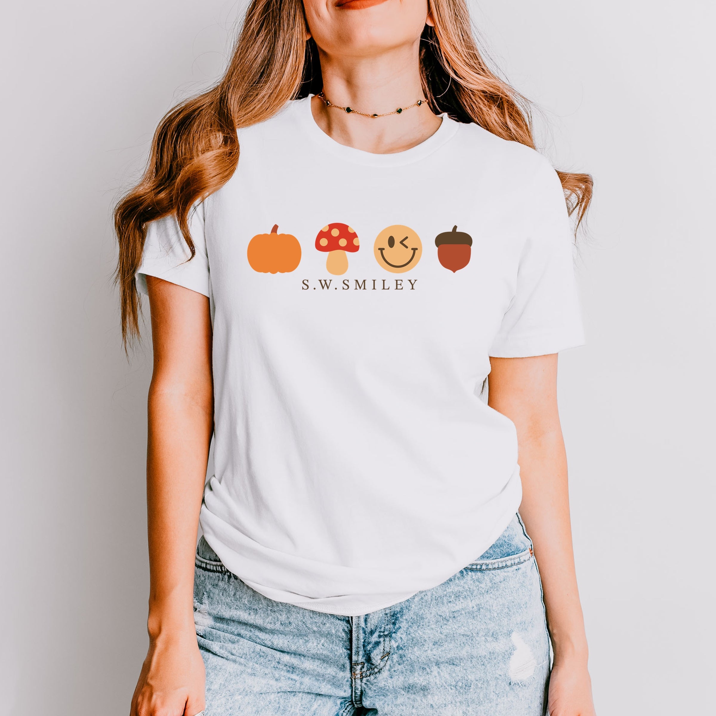 S.W.Smiley Fall Icons - Women's Short Sleeve Graphic T-Shirt