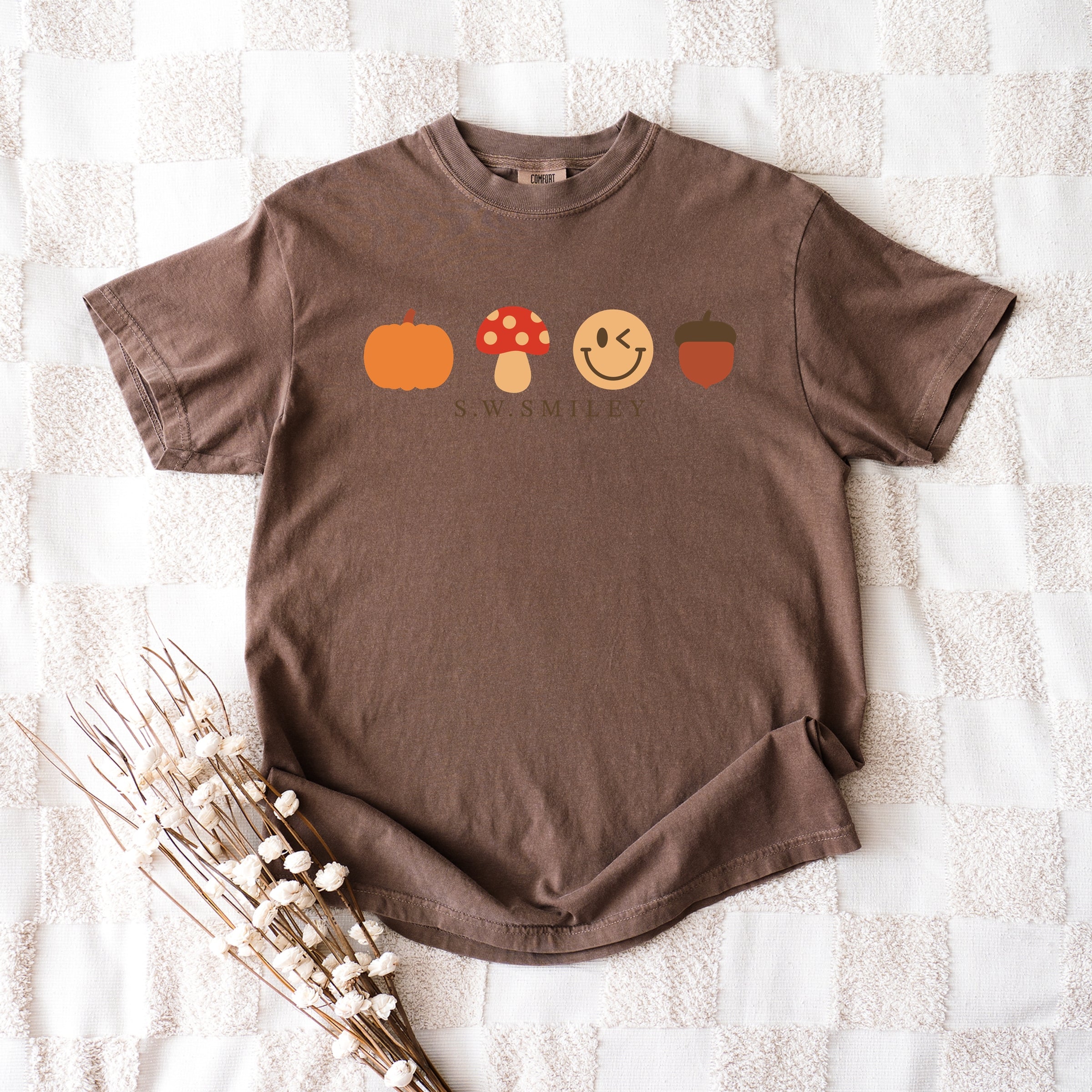 S.W.Smiley Fall Icons - Women's Garment Dyed Graphic T-Shirt