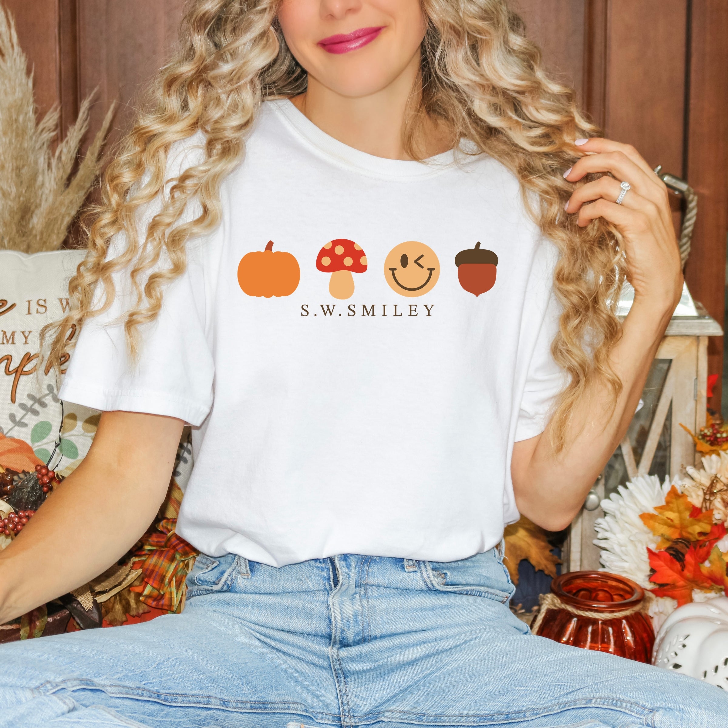 S.W.Smiley Fall Icons - Women's Garment Dyed Graphic T-Shirt