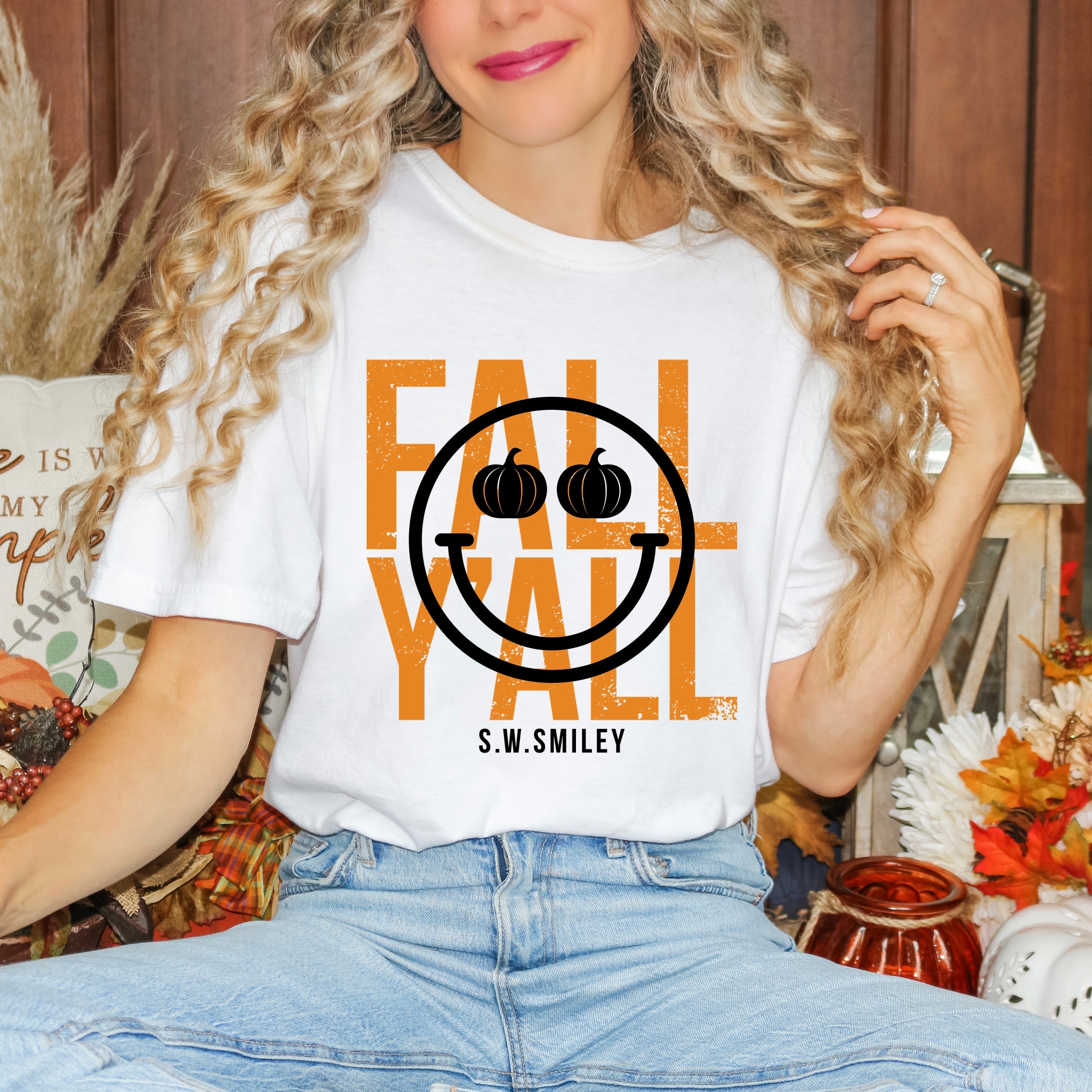 S.W.Smiley Fall Y'all - Women's Garment Dyed Graphic T-Shirt