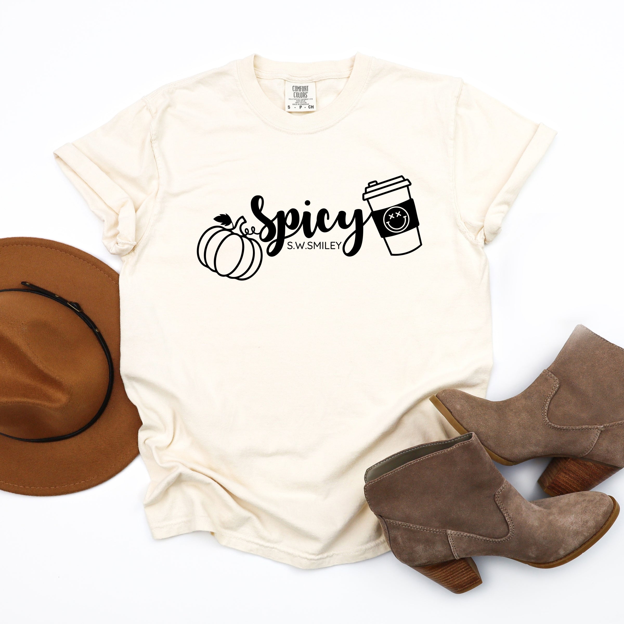 S.W.Smiley Spicy Pumpkin Spice - Women's Garment Dyed Graphic T-Shirt