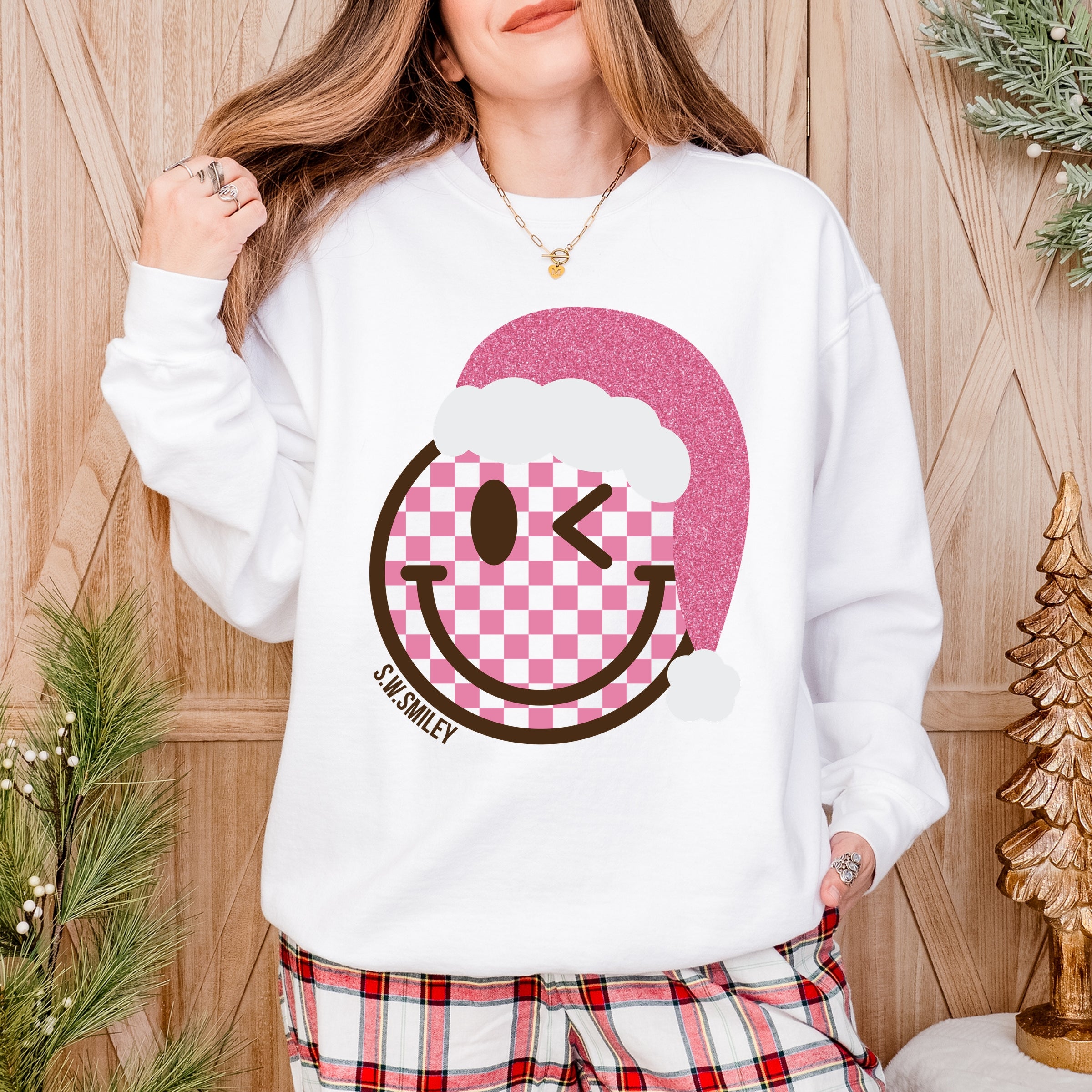 S.W.Smiley Glitter Santa Hat - Women's Garment Dyed Graphic Sweatshirt