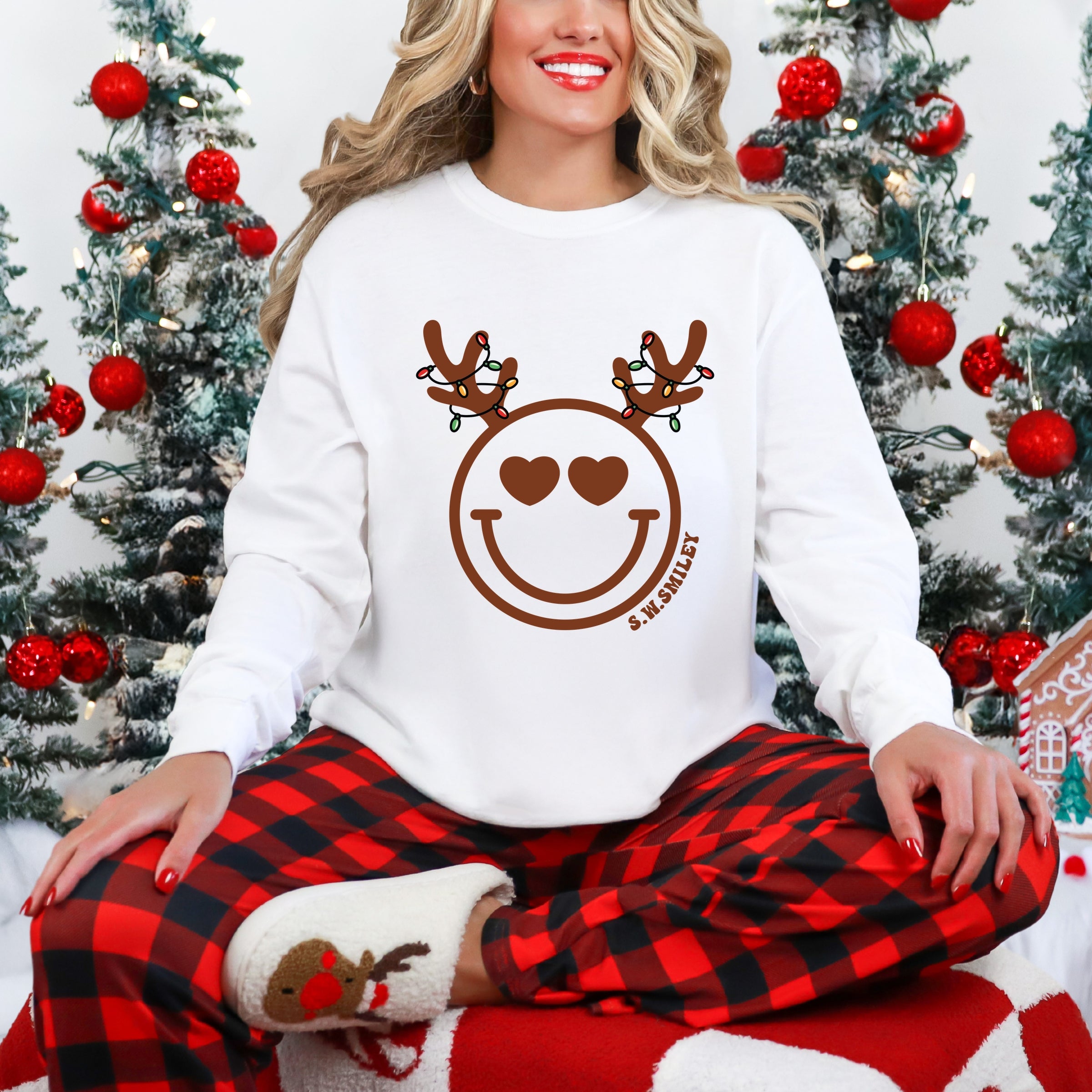 S.W.Smiley Reindeer Lights - Womens Garment Dyed Long Sleeve