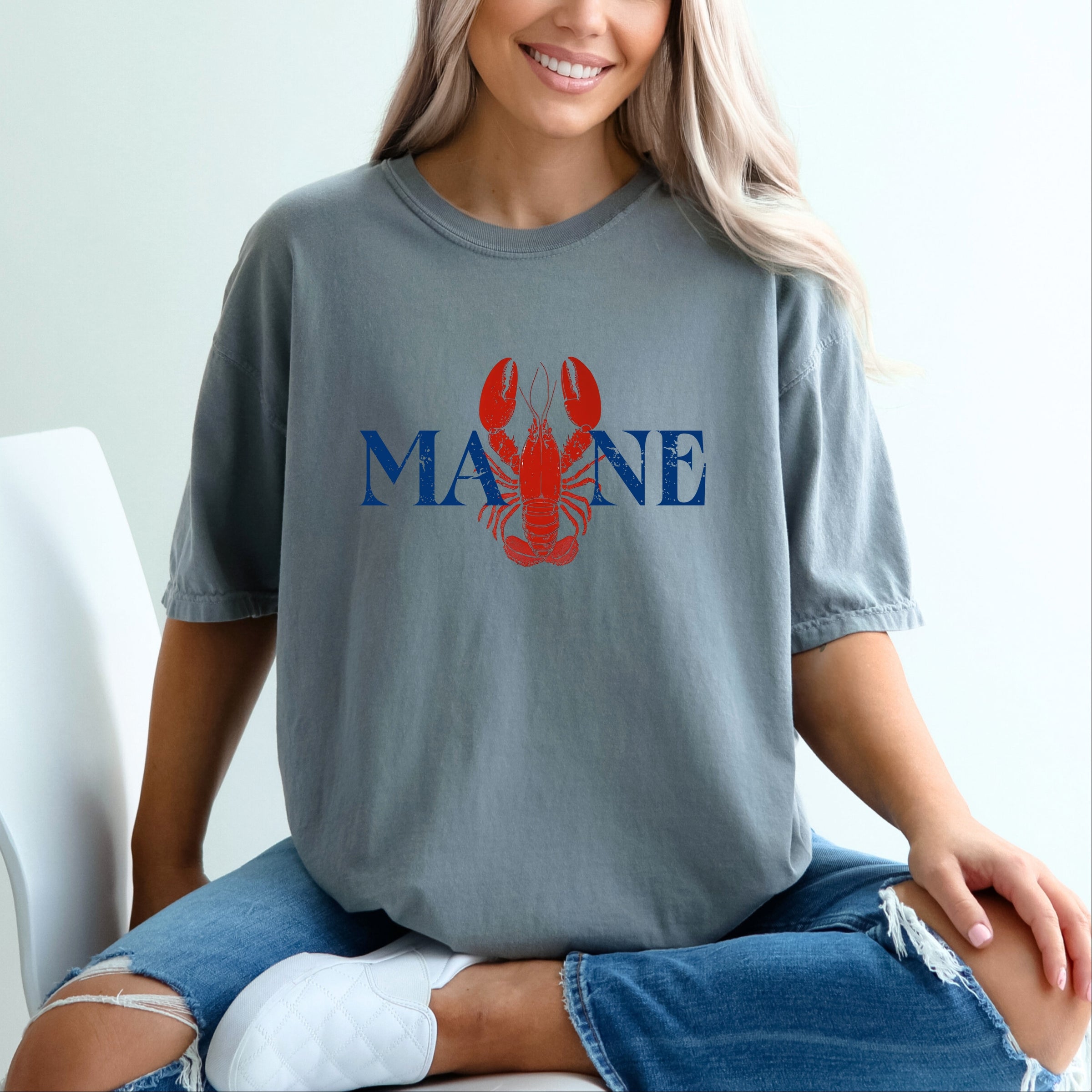 Maine Lobster - Women's Garment Dyed Graphic T-Shirt