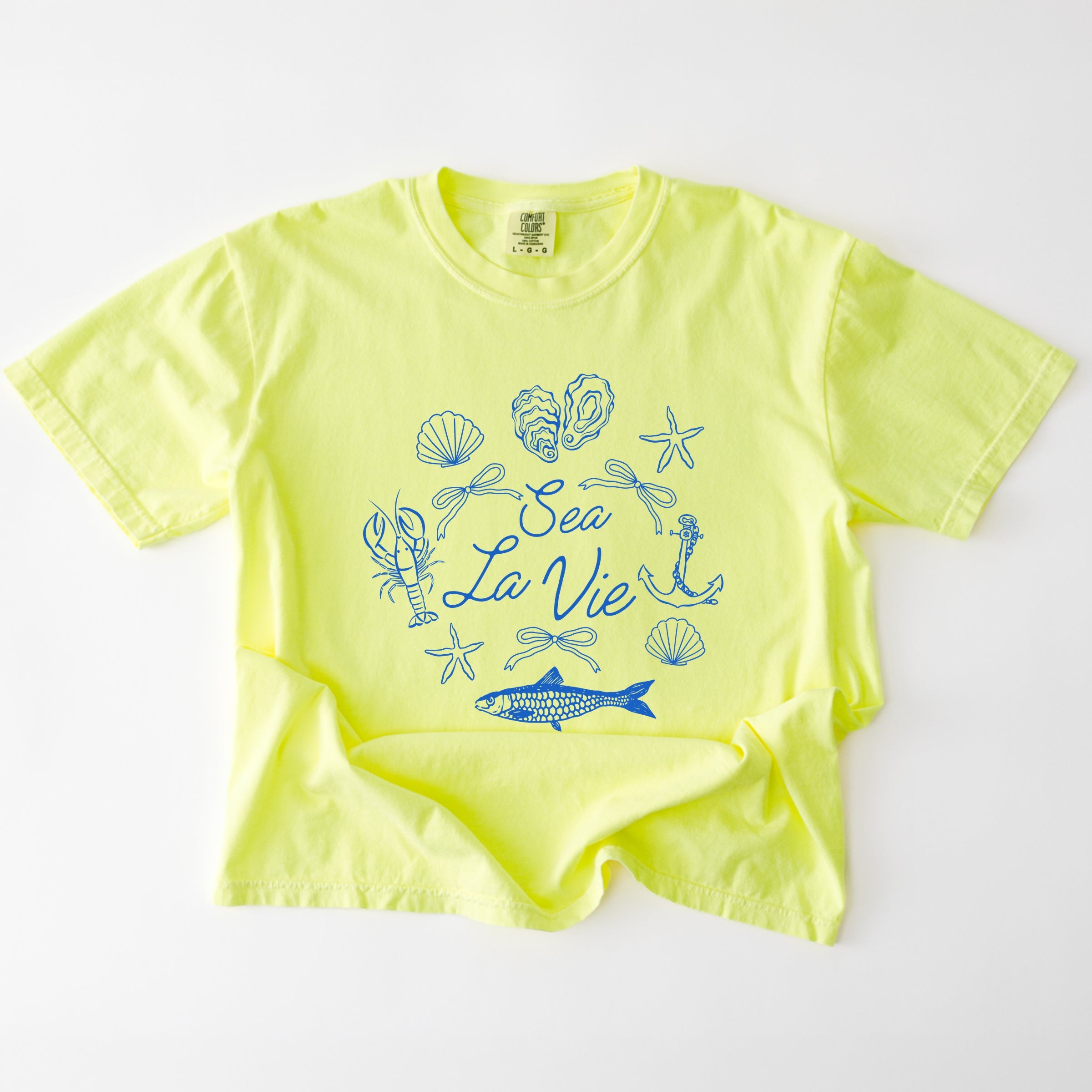 Sea La Vie Collage - Womens Garment Dyed Tee