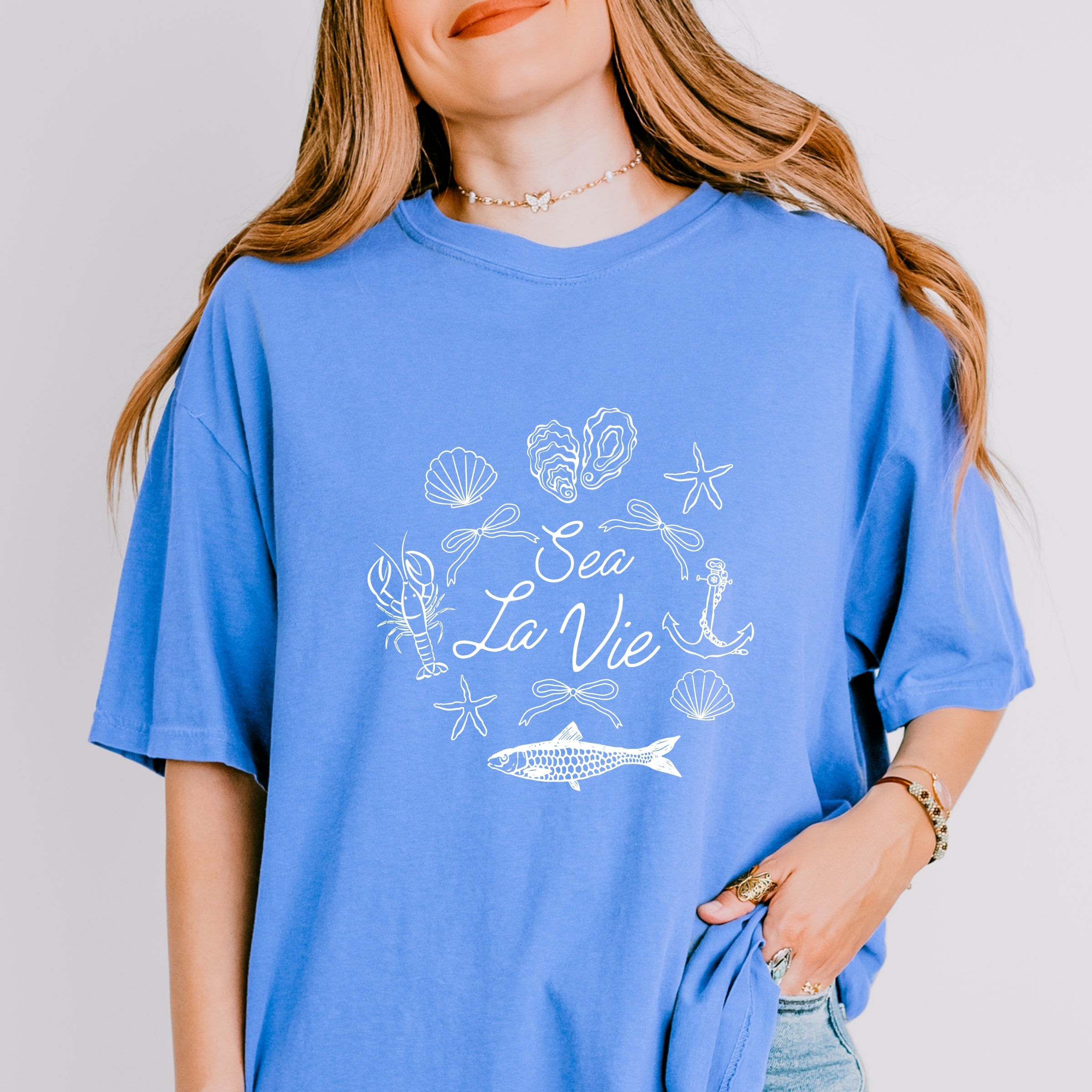 Sea La Vie Collage - Women's Garment Dyed Graphic T-Shirt