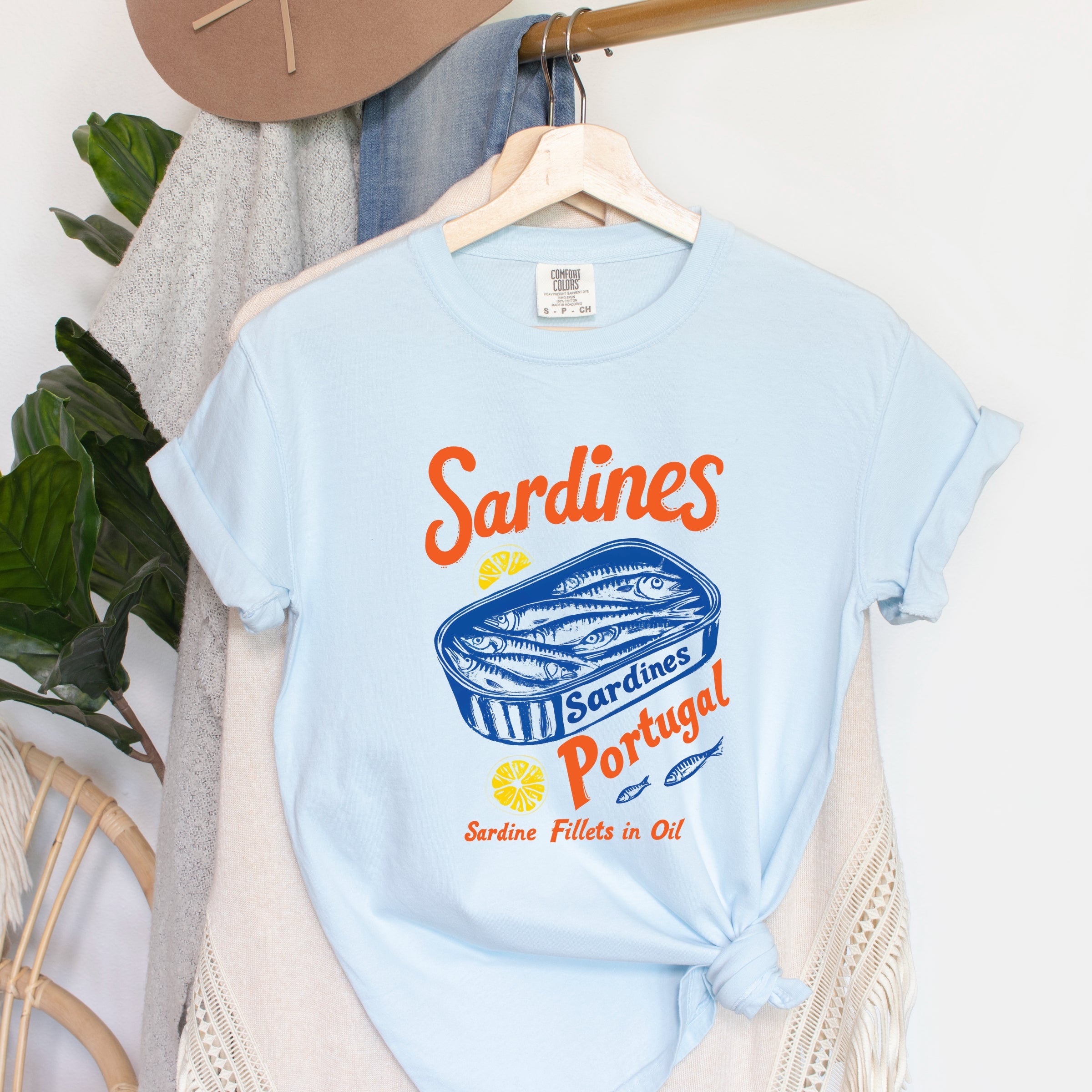 Sardines Portugal - Women's Garment Dyed Graphic T-Shirt