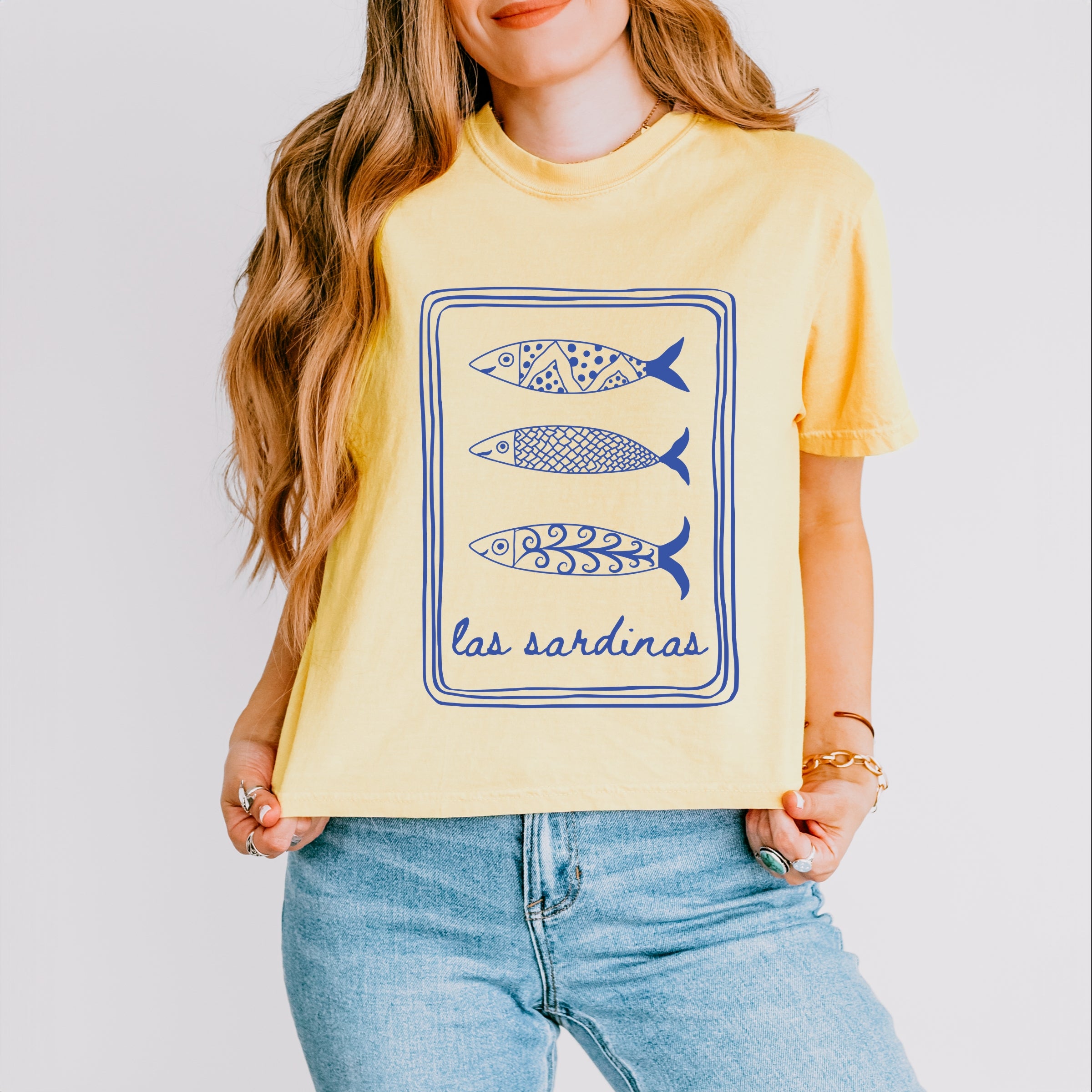 Las Sardinas - Women's Boxy Crop Top Graphic T-Shirt