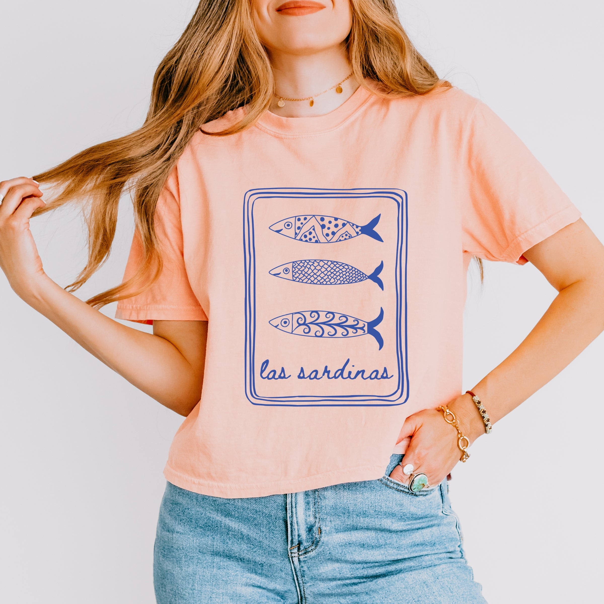 Las Sardinas - Women's Boxy Crop Top Graphic T-Shirt